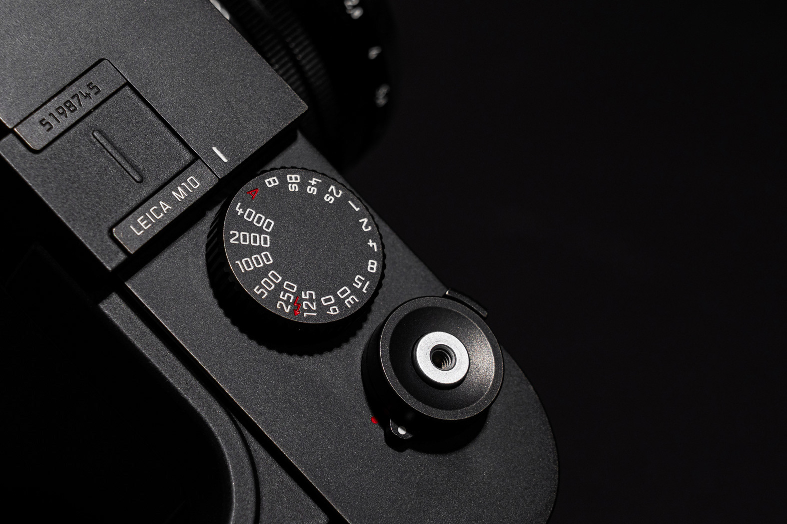 Detailaufnahme einer Leica M Kamera in der Produktfotografie in Nürnberg