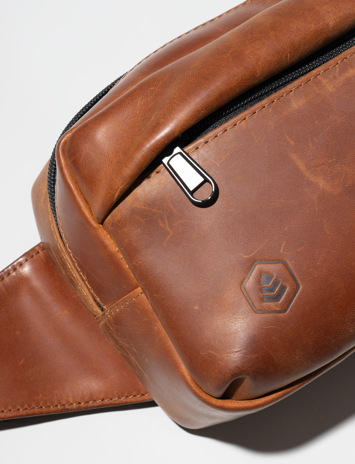 Produktfotografie einer Slingbag Evergreen Detailaufnahme Material Nürnberg