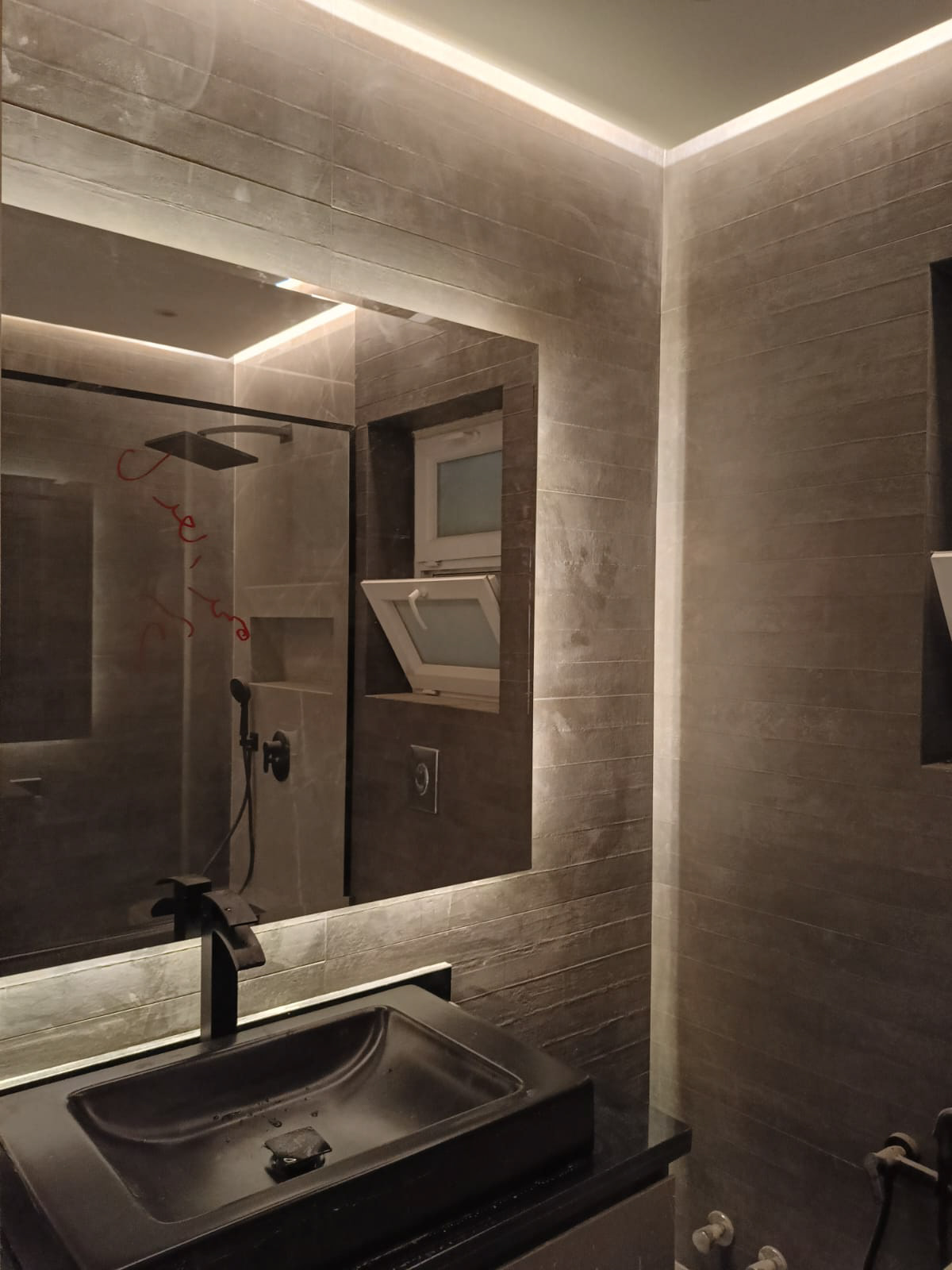 Modern Bathroom