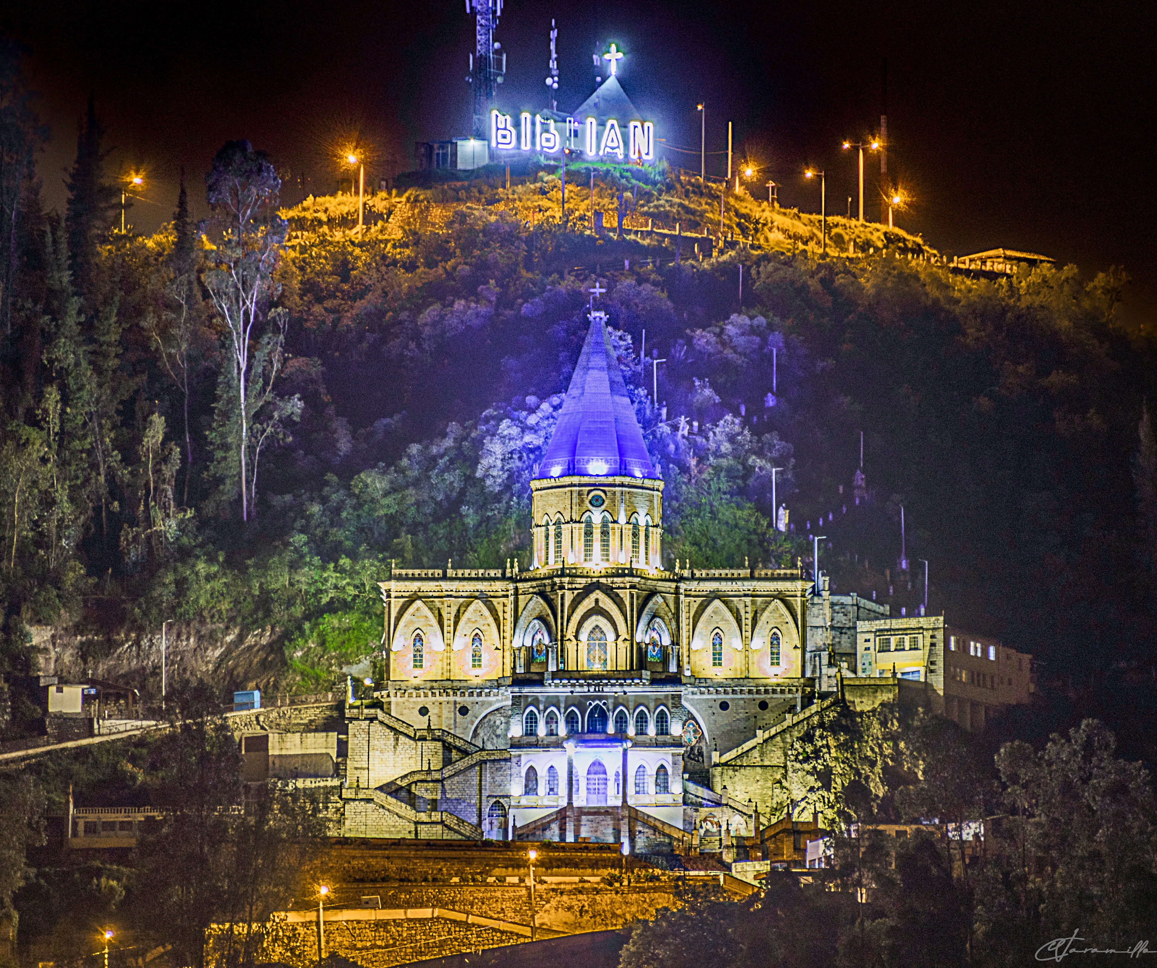 Santuario de la Virgen del Rocío, una de las iglesias más lindas y majestuosas del austro