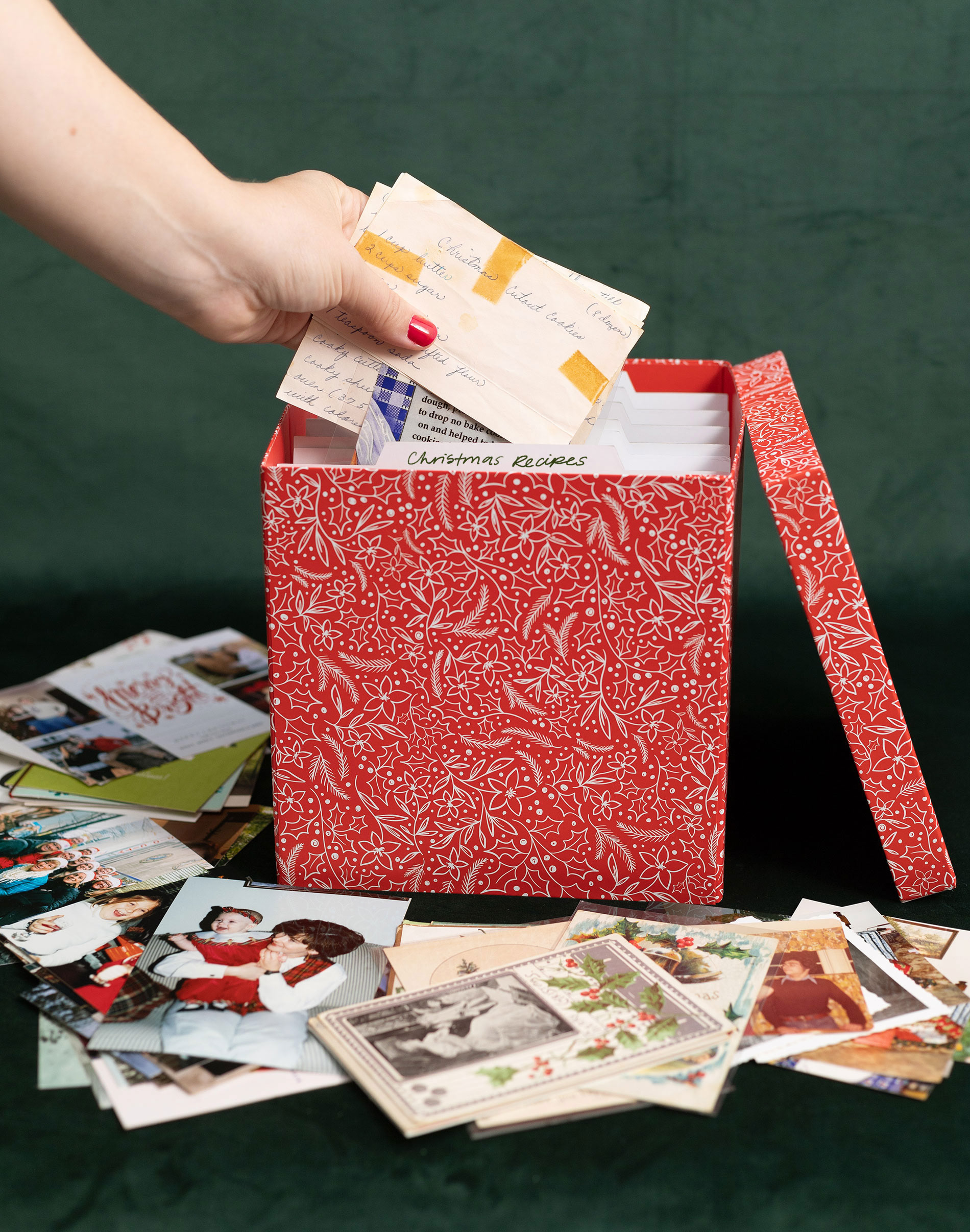 HOLIDAY FLORAL BOX