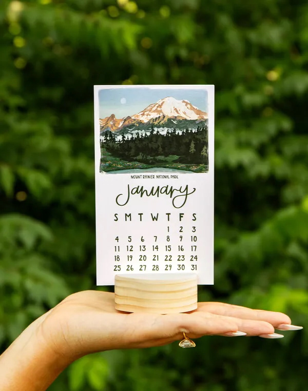 NATIONAL PARKS MINI DESK CALENDAR