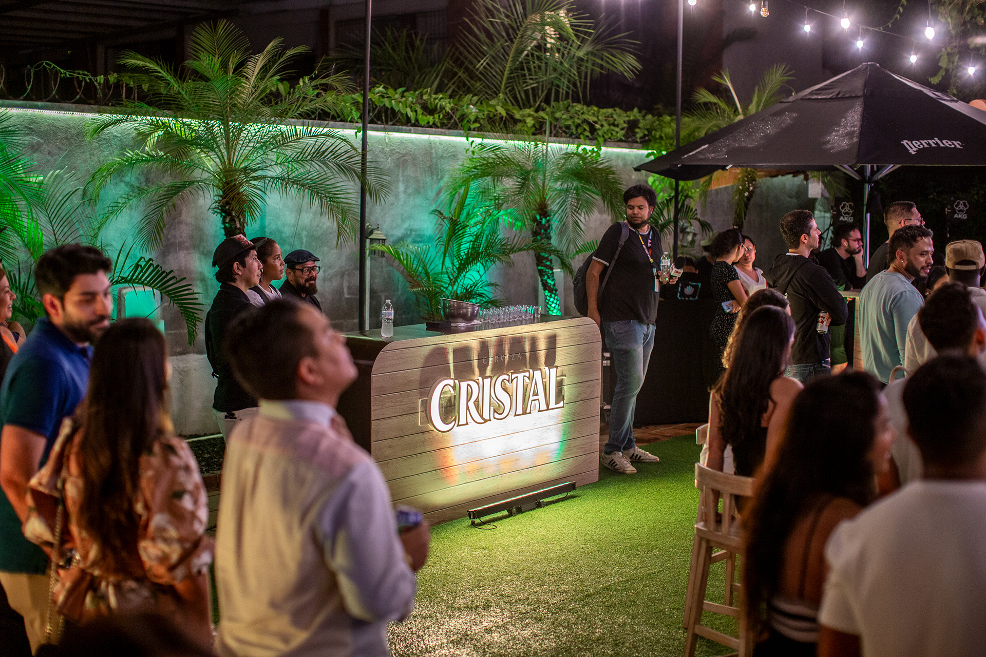 Momentos destacados de la activación ‘Los Secretos de Tierras Altas’ presentada por Cerveza Cristal, capturados con estilo profesional para redes y memorias comerciales.