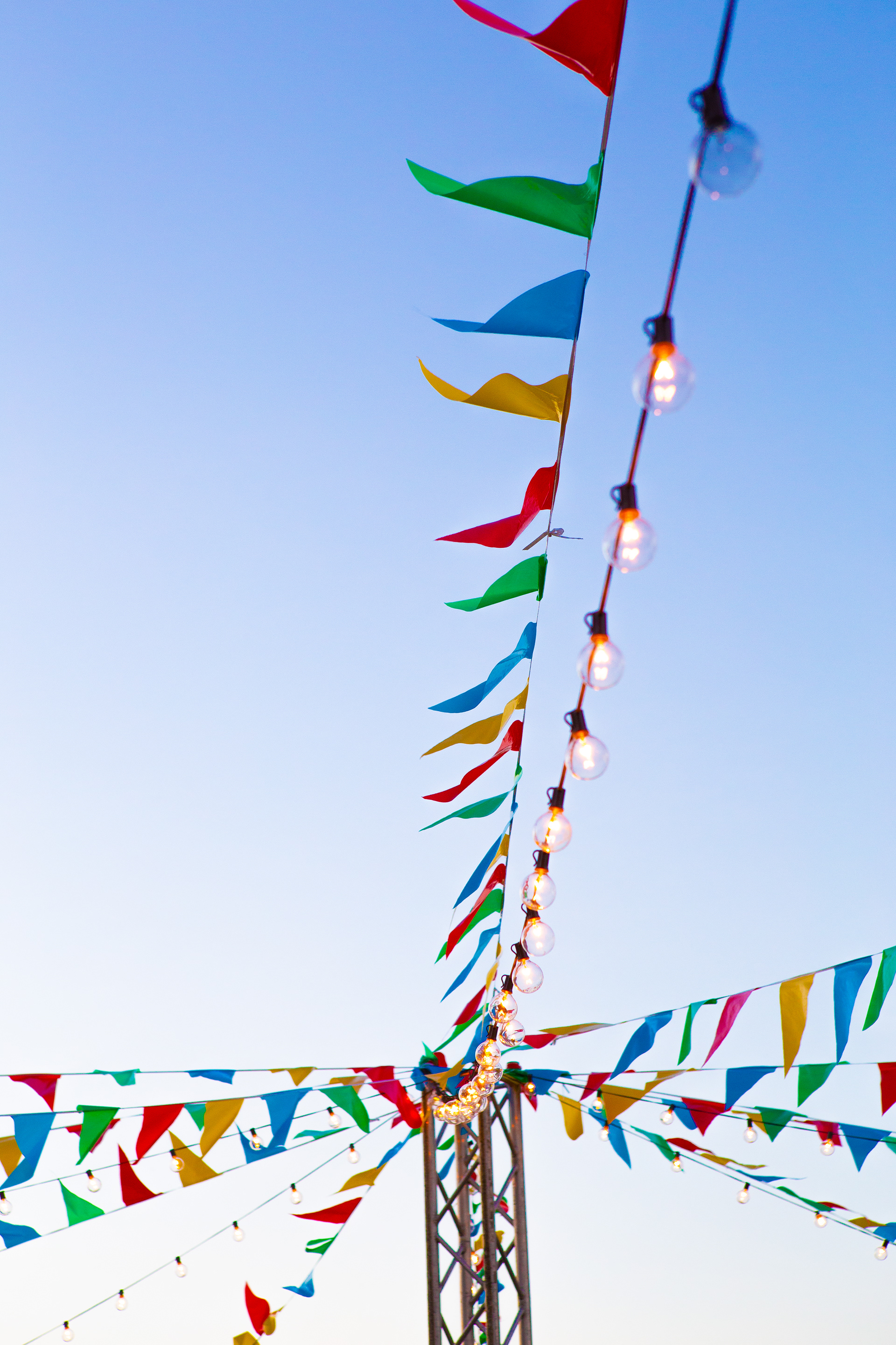Momentos del Bancolombia Fest en Panamá, capturados en imágenes que reflejan integración, celebración y espíritu corporativo con estilo profesional.