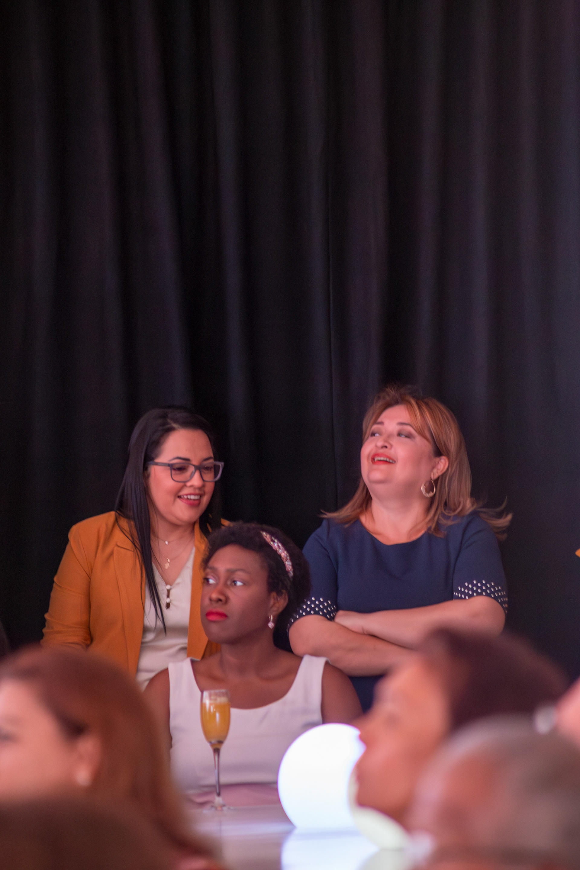 Nestlé presentó su experiencia Nan Supreme 2.0 en Ciudad de Panamá. Un evento elegante, emocional y de alto estándar, capturado con fotografía editorial para uso comercial, institucional y digital.