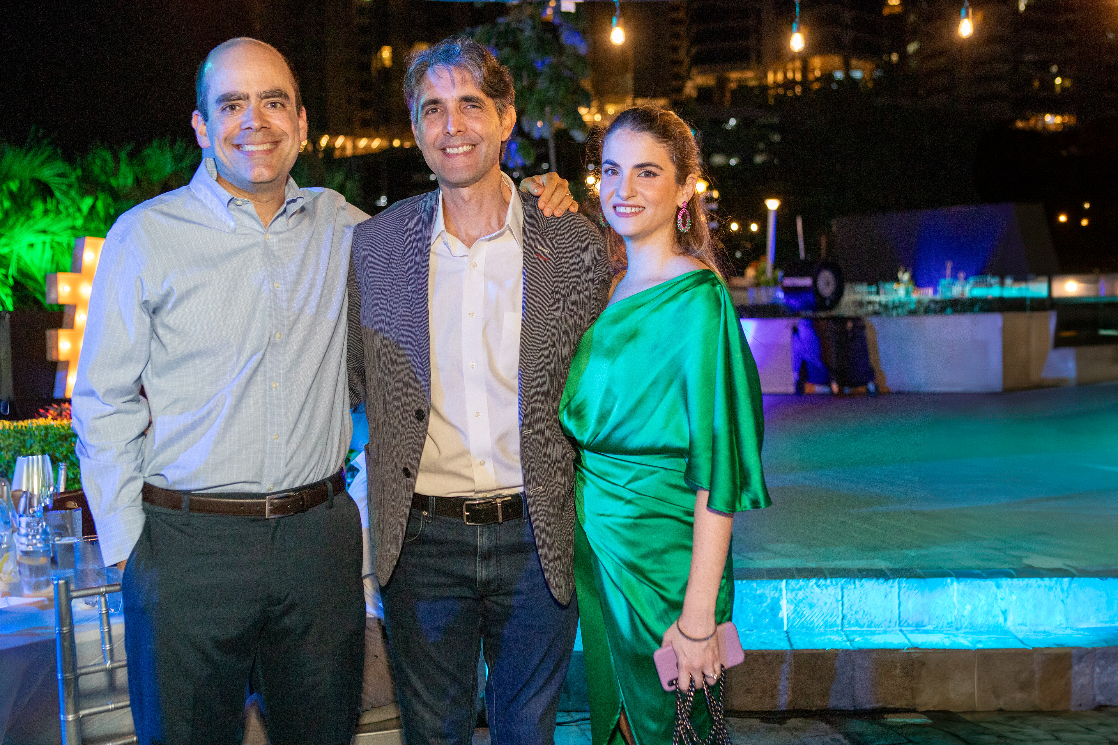 Celebración del 25 aniversario de Rigsa en el icónico Club Unión. Una noche de logros, reconocimientos y emociones, capturada con estilo y atención al detalle para memorias empresariales y comunicación institucional.