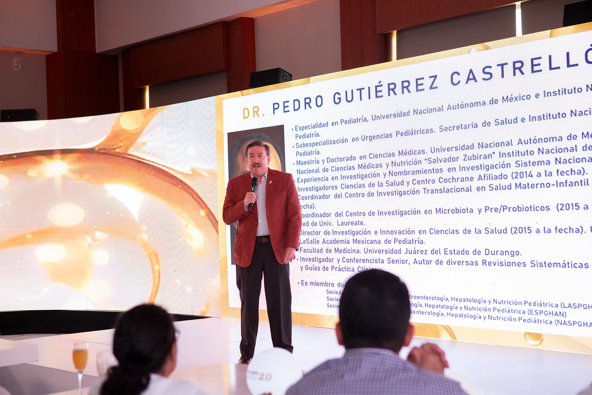 Nestlé presentó su experiencia Nan Supreme 2.0 en Ciudad de Panamá. Un evento elegante, emocional y de alto estándar, capturado con fotografía editorial para uso comercial, institucional y digital.