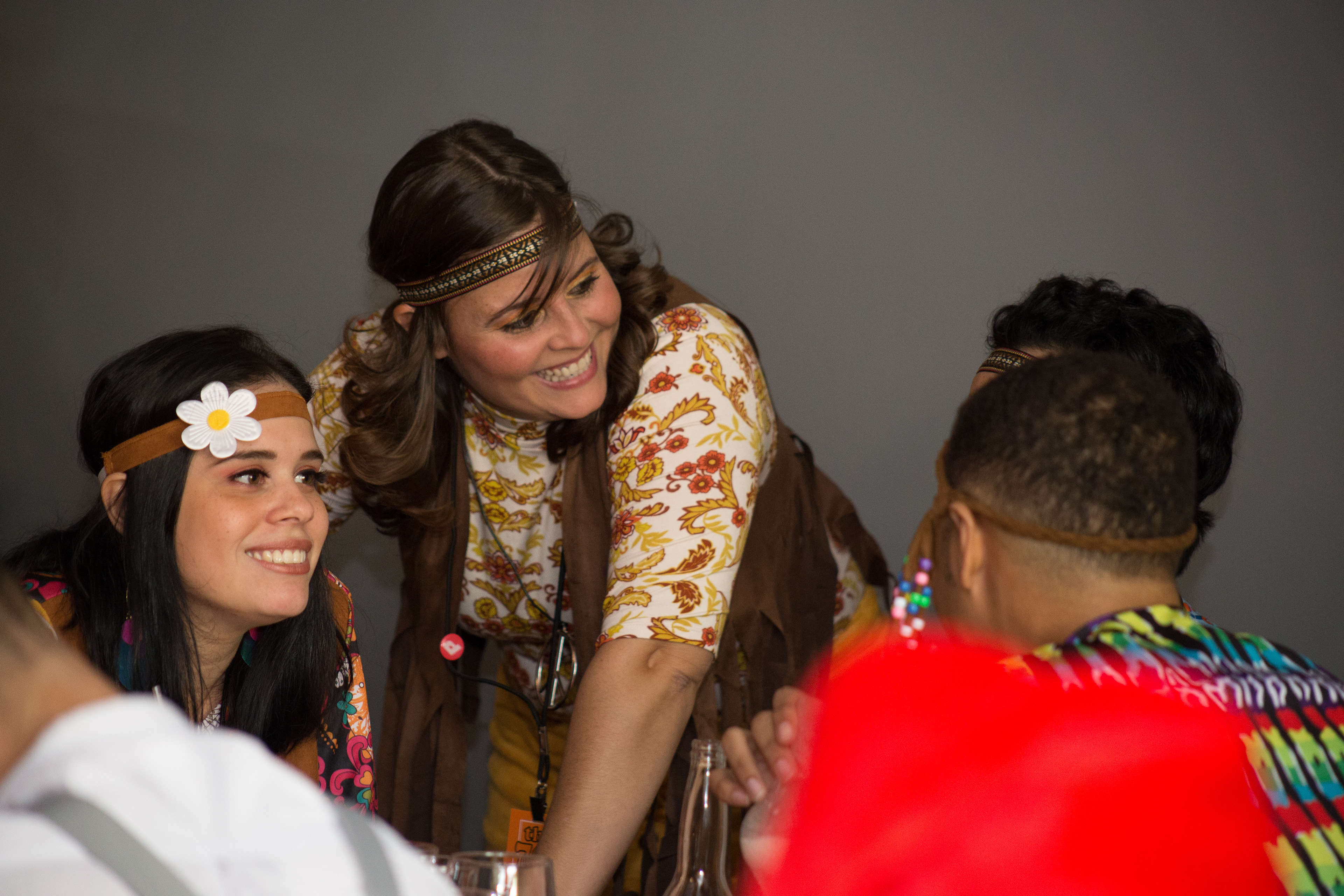 Momentos de la fiesta de Navidad de PostNet en Panamá, con fotografías que capturan alegría, compañerismo y espíritu corporativo festivo.