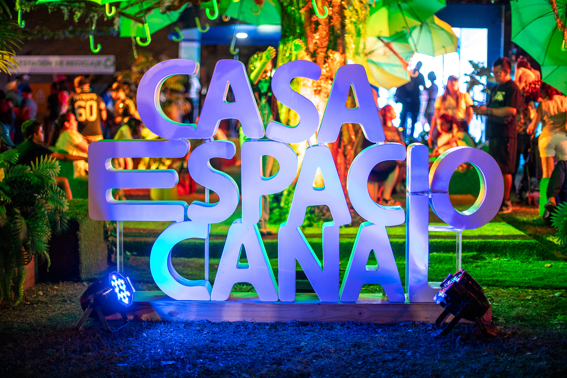 Casa Espacio en el Canal de Panamá: una celebración de cultura, identidad y propósito institucional. Fotografía editorial que documenta el encuentro desde el espacio, la gente y el mensaje.