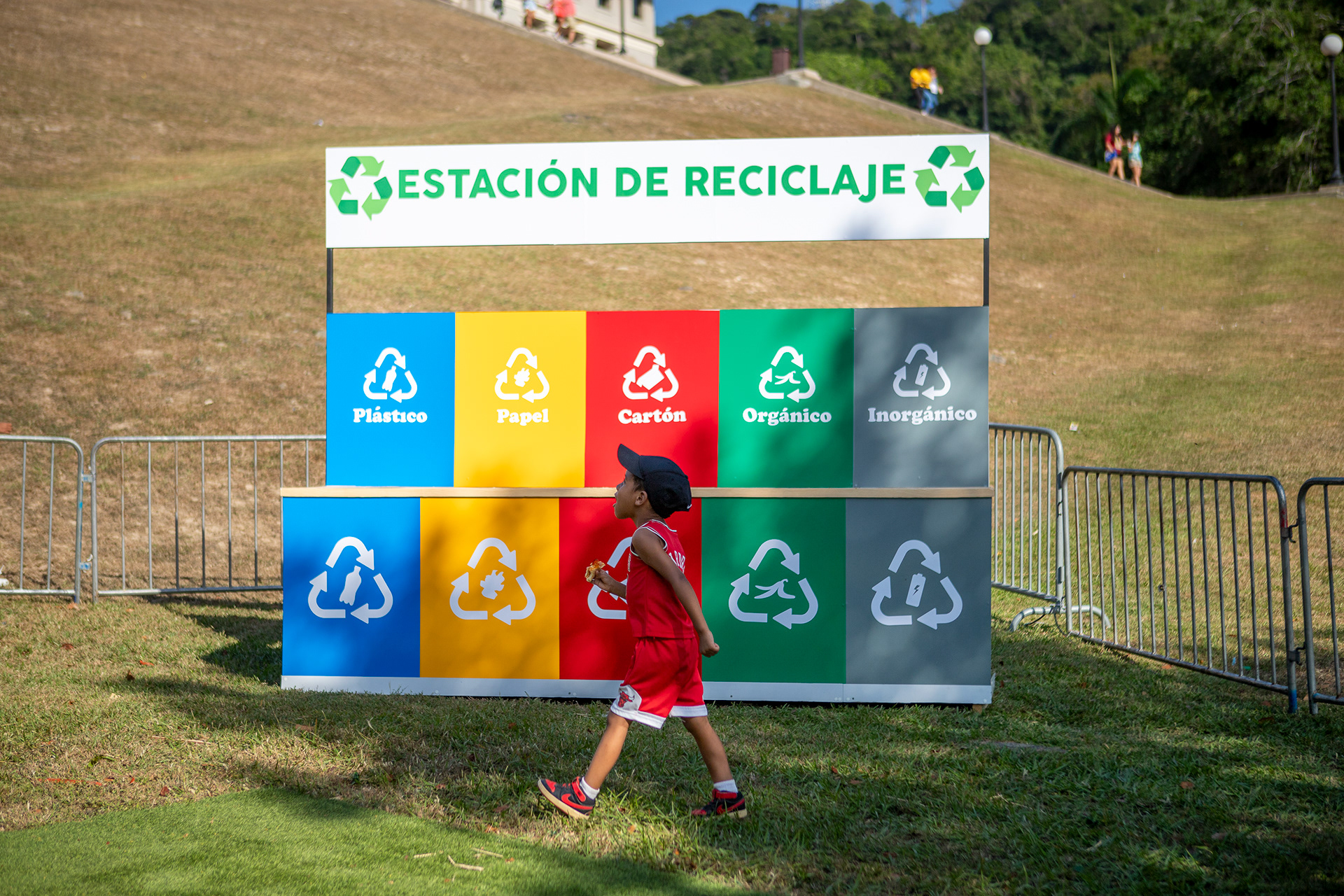 Casa Espacio en el Canal de Panamá: una celebración de cultura, identidad y propósito institucional. Fotografía editorial que documenta el encuentro desde el espacio, la gente y el mensaje.