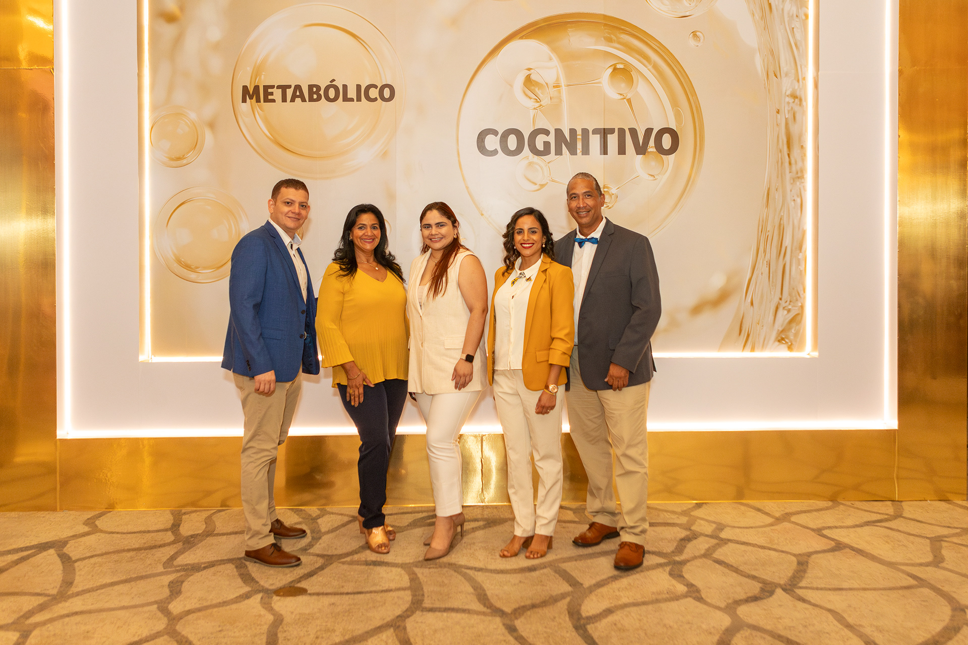 Nestlé presentó su experiencia Nan Supreme 2.0 en Ciudad de Panamá. Un evento elegante, emocional y de alto estándar, capturado con fotografía editorial para uso comercial, institucional y digital.