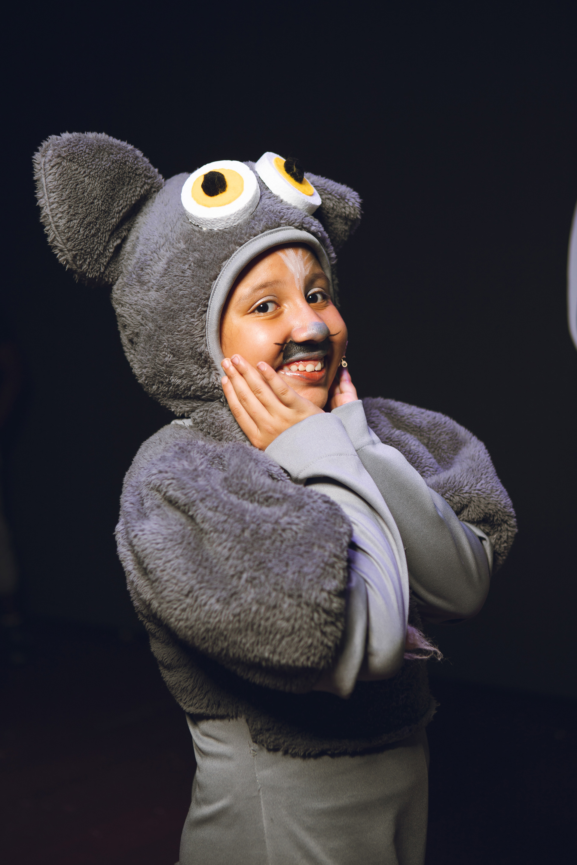 Momentos del musical Madagascar presentado por Smart Academy en el Teatro Ascanio Arosemena. Una cobertura completa de luces, emociones y talento en escena. Ideal para portafolios escolares, redes y memorias familiares.