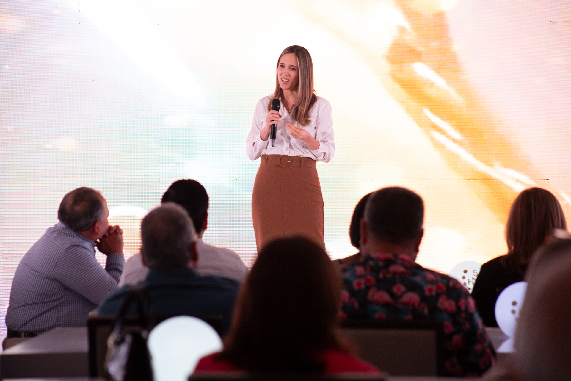 Nestlé presentó su experiencia Nan Supreme 2.0 en Ciudad de Panamá. Un evento elegante, emocional y de alto estándar, capturado con fotografía editorial para uso comercial, institucional y digital.