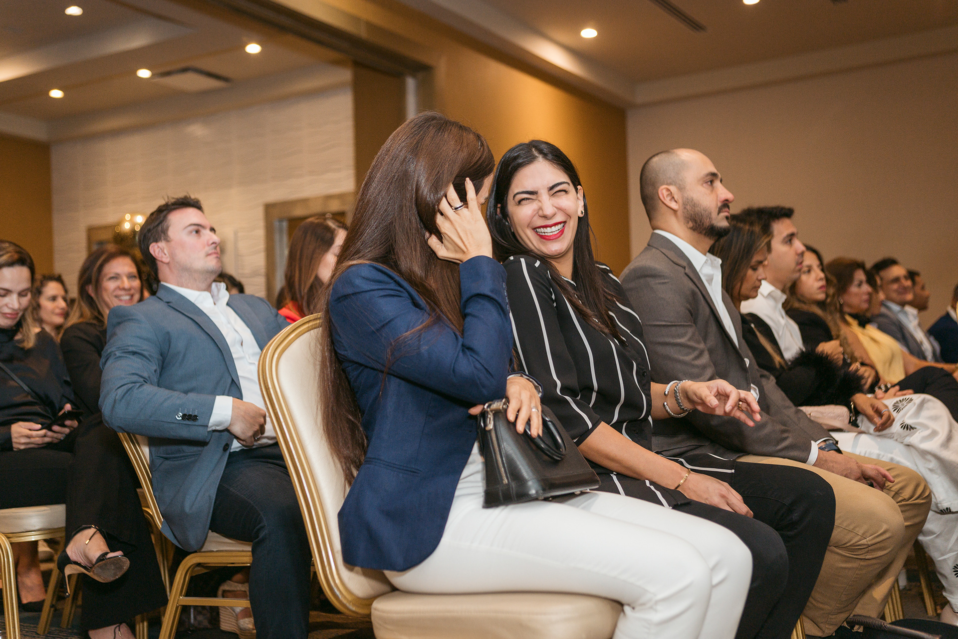 Reunión del Billions Trade Club en el Waldorf Astoria Panamá: un encuentro exclusivo de líderes, ideas y oportunidades. Fotografía profesional de lujo para memorias y comunicación de alto nivel.