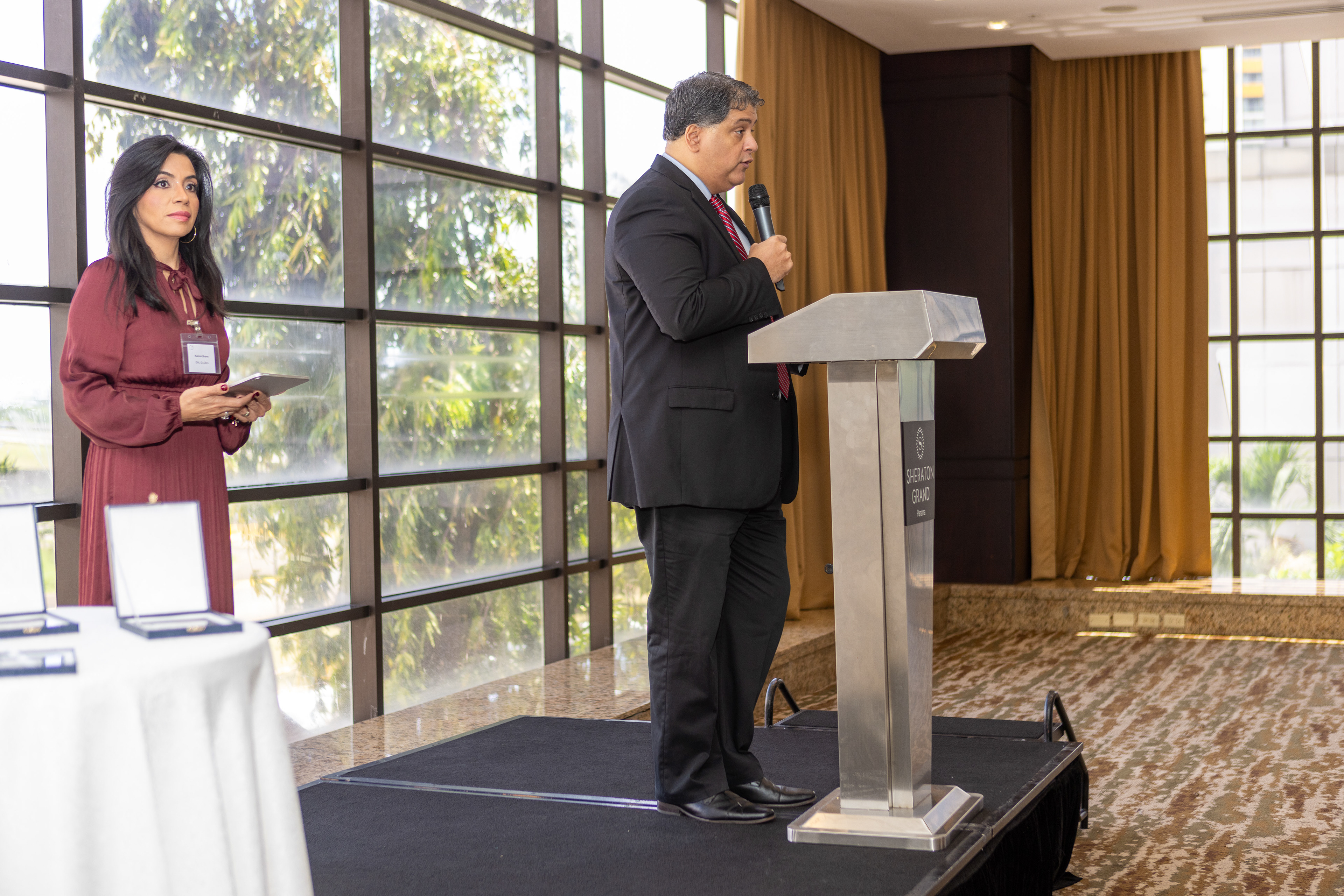 Momentos destacados del 4to Congreso GNL Global International 2024, celebrado en Ciudad de Panamá. Una mirada profesional a las ponencias, encuentros y experiencias del evento.