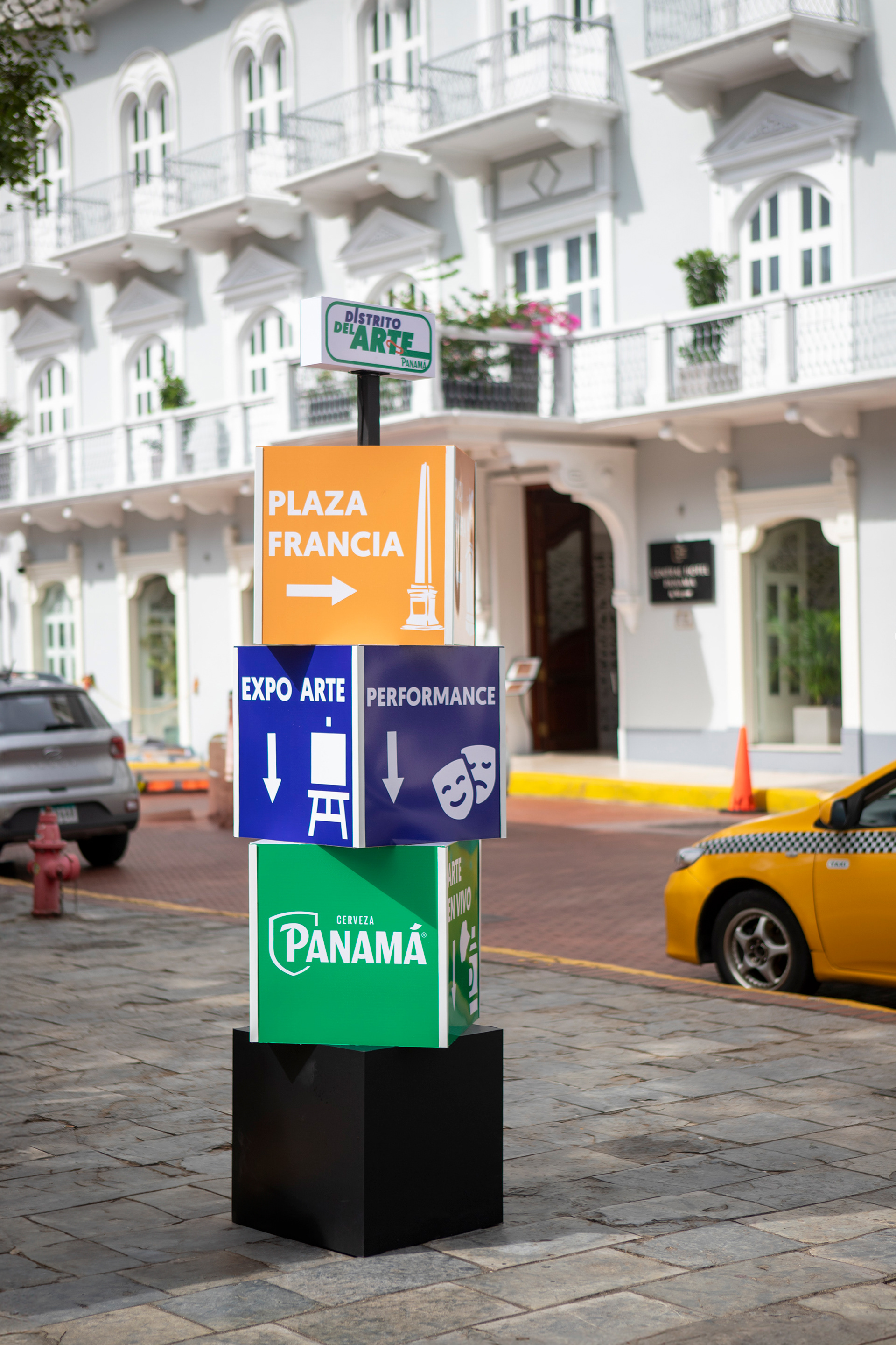 Distrito del Arte: una experiencia creativa de Cerveza Panamá que fusionó arte urbano, música, cultura y branding en el corazón de la ciudad. Captura visual de una activación vibrante, ideal para marcas que apuestan por el arte y la conexión con su audiencia.