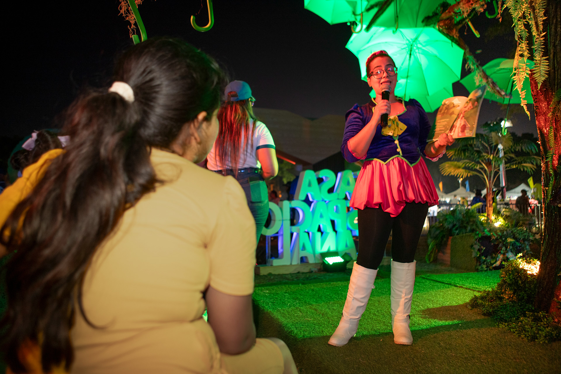Casa Espacio en el Canal de Panamá: una celebración de cultura, identidad y propósito institucional. Fotografía editorial que documenta el encuentro desde el espacio, la gente y el mensaje.