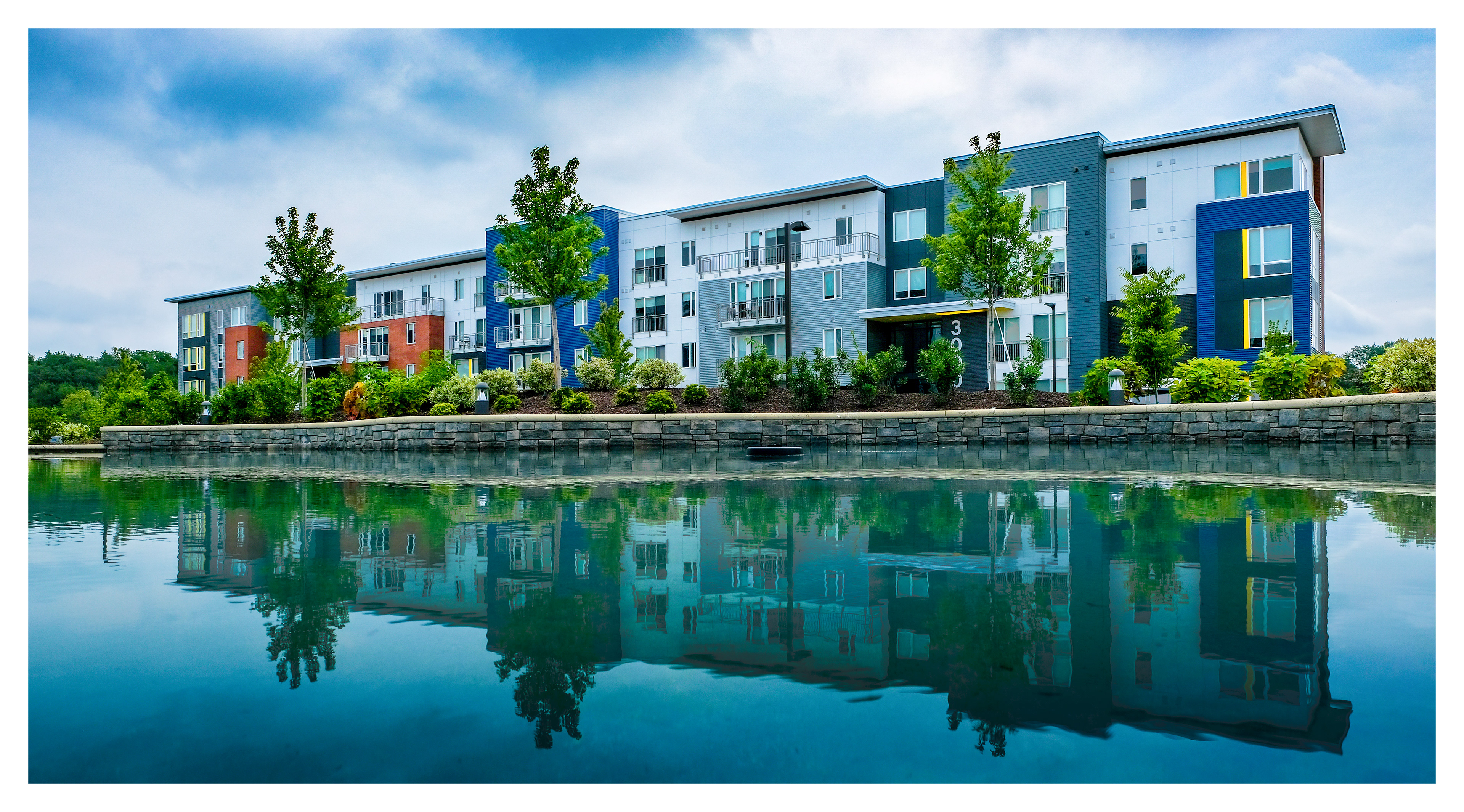 The Ridge at Robinson, Luxury Appartments © 2023 Brent Miller Photography