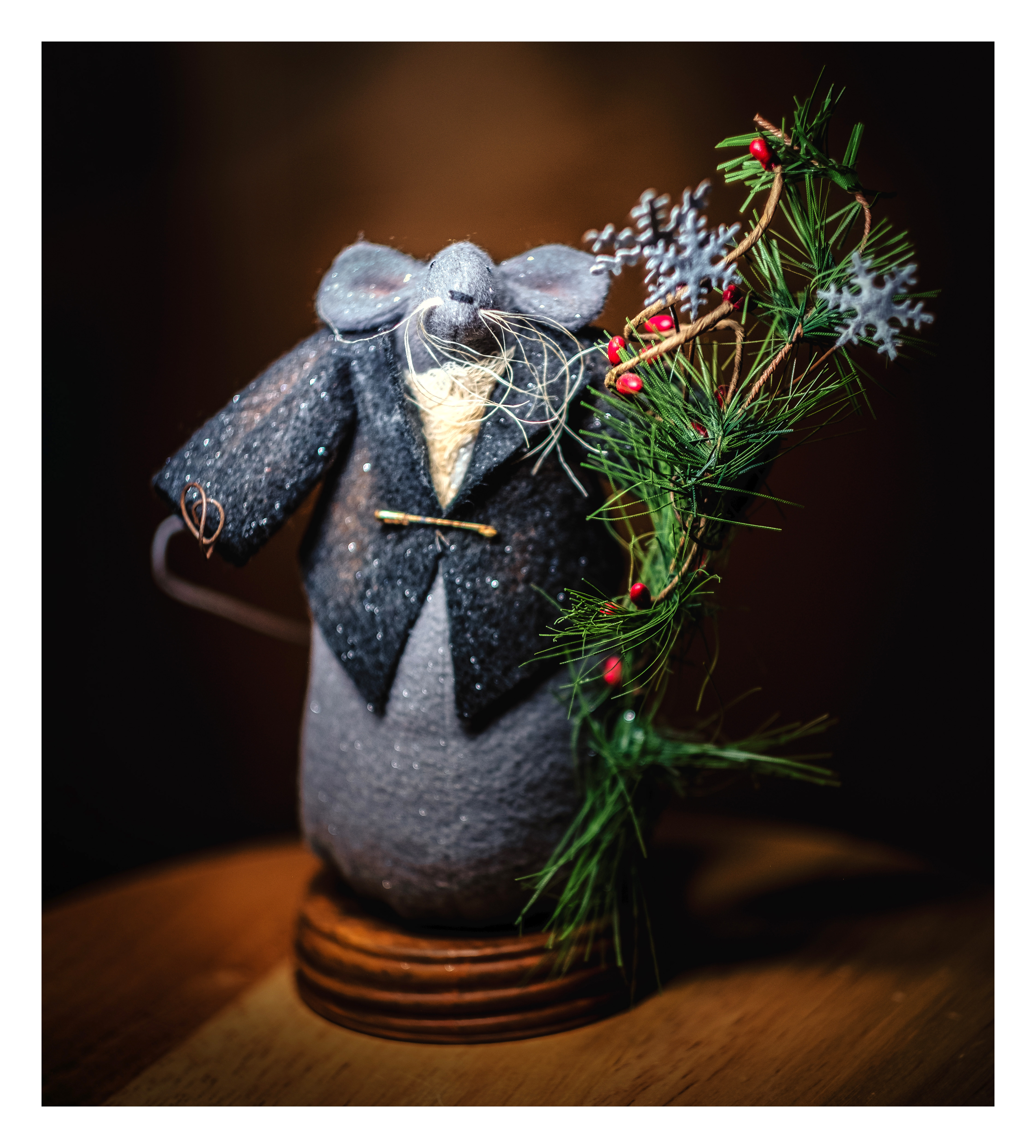 Winter Rat decoration purchased at the Pennsylvania Arts and Crafts festival in Washington, PA ©2023 Brent Miller Photography