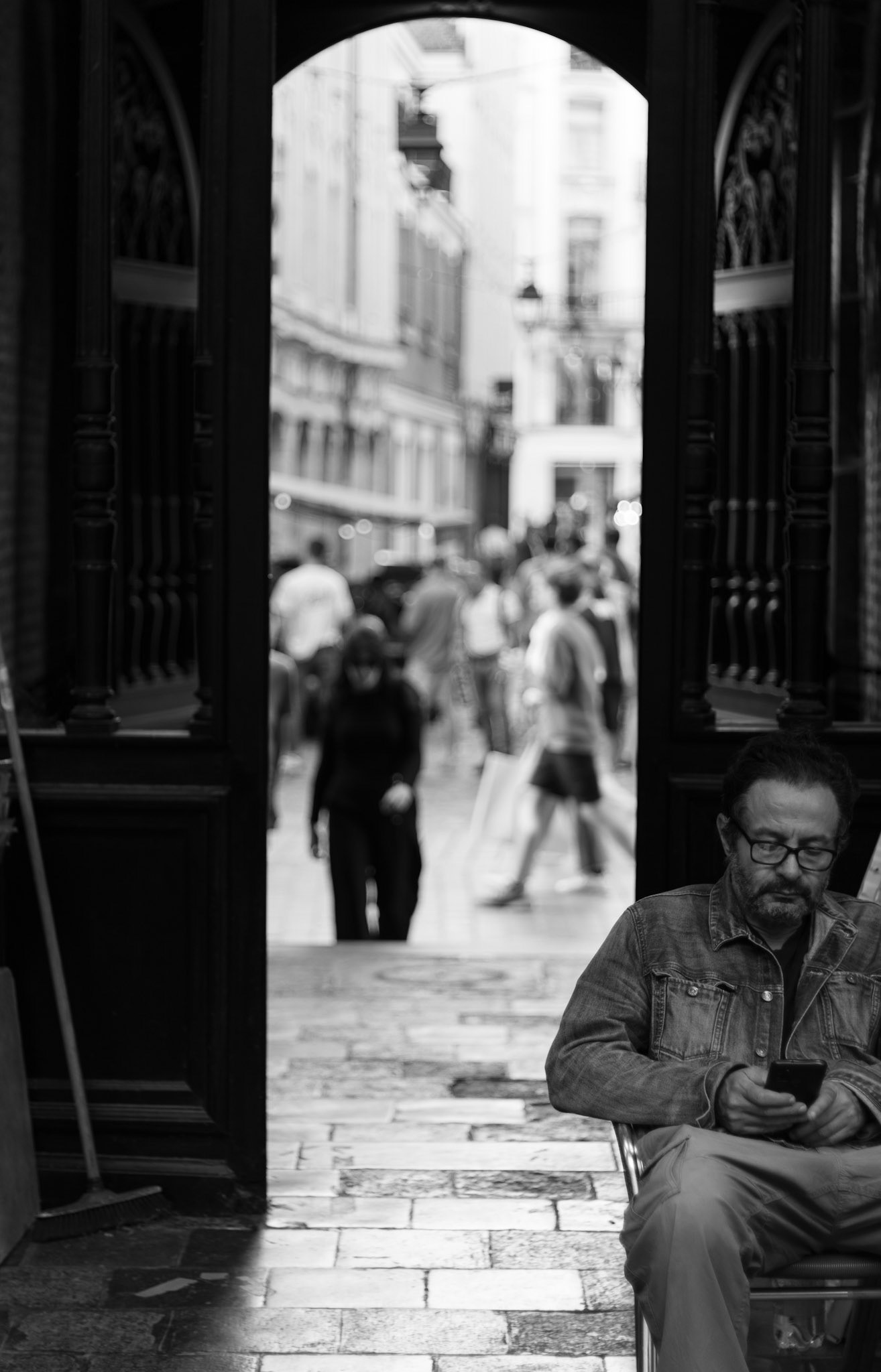 50mm f1.8 1/100s ISO 100