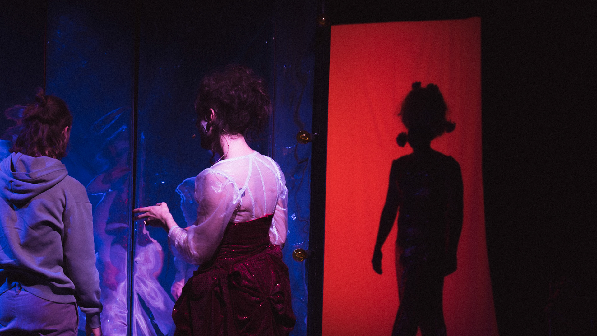 For "Le cabaret des ombres" @INSAS