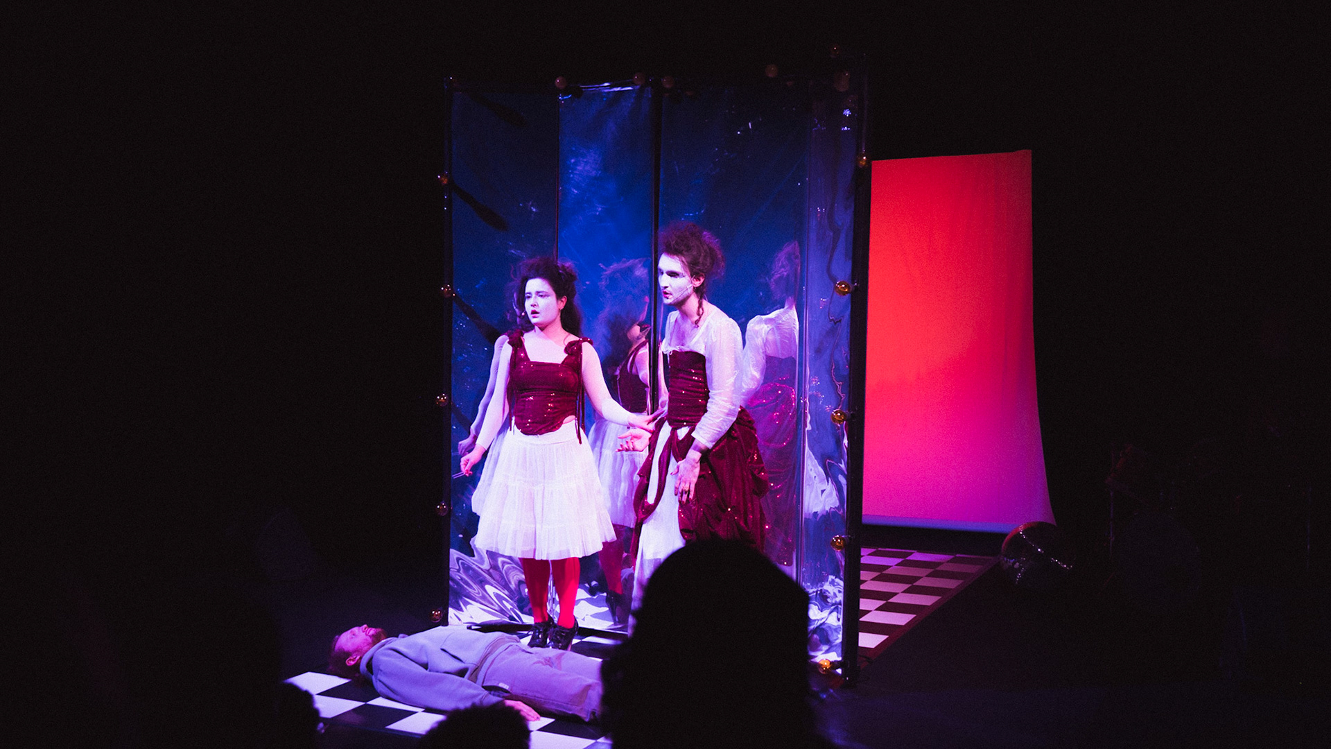 For "Le cabaret des ombres" @INSAS