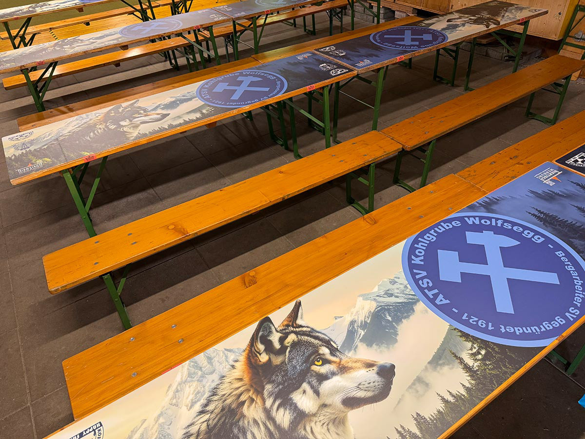 Biergarnituren mit Biertischauflagen