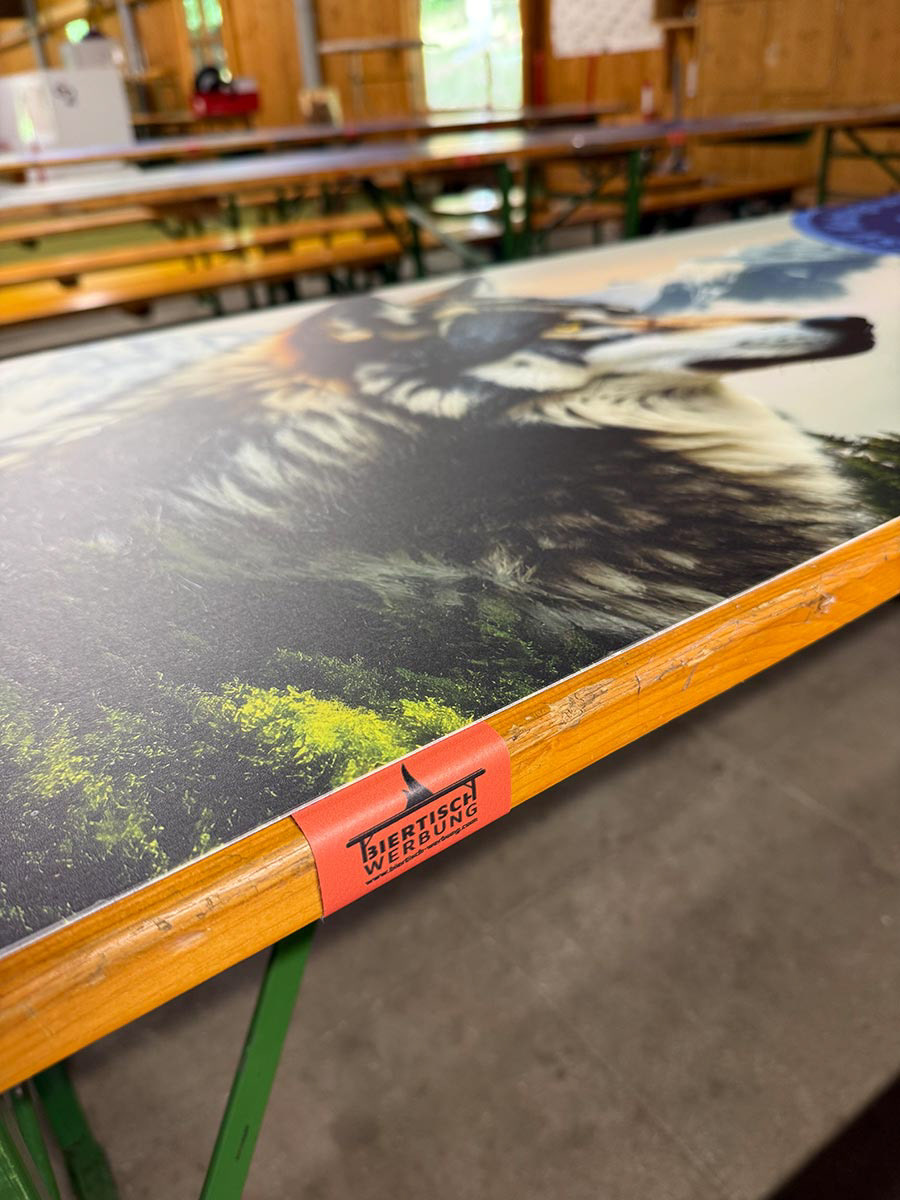 Biertischauflagen mit EasyFiy Befestigungssystem von biertisch-werbung.com