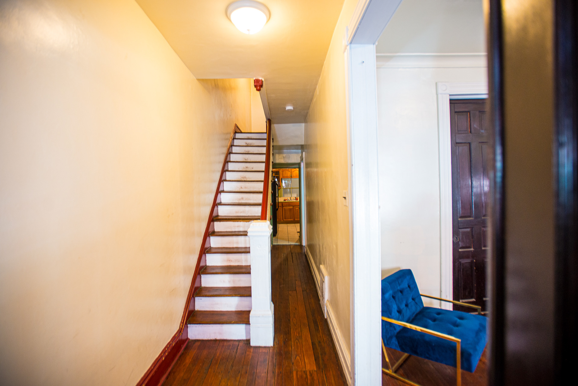 Airbnb room listing