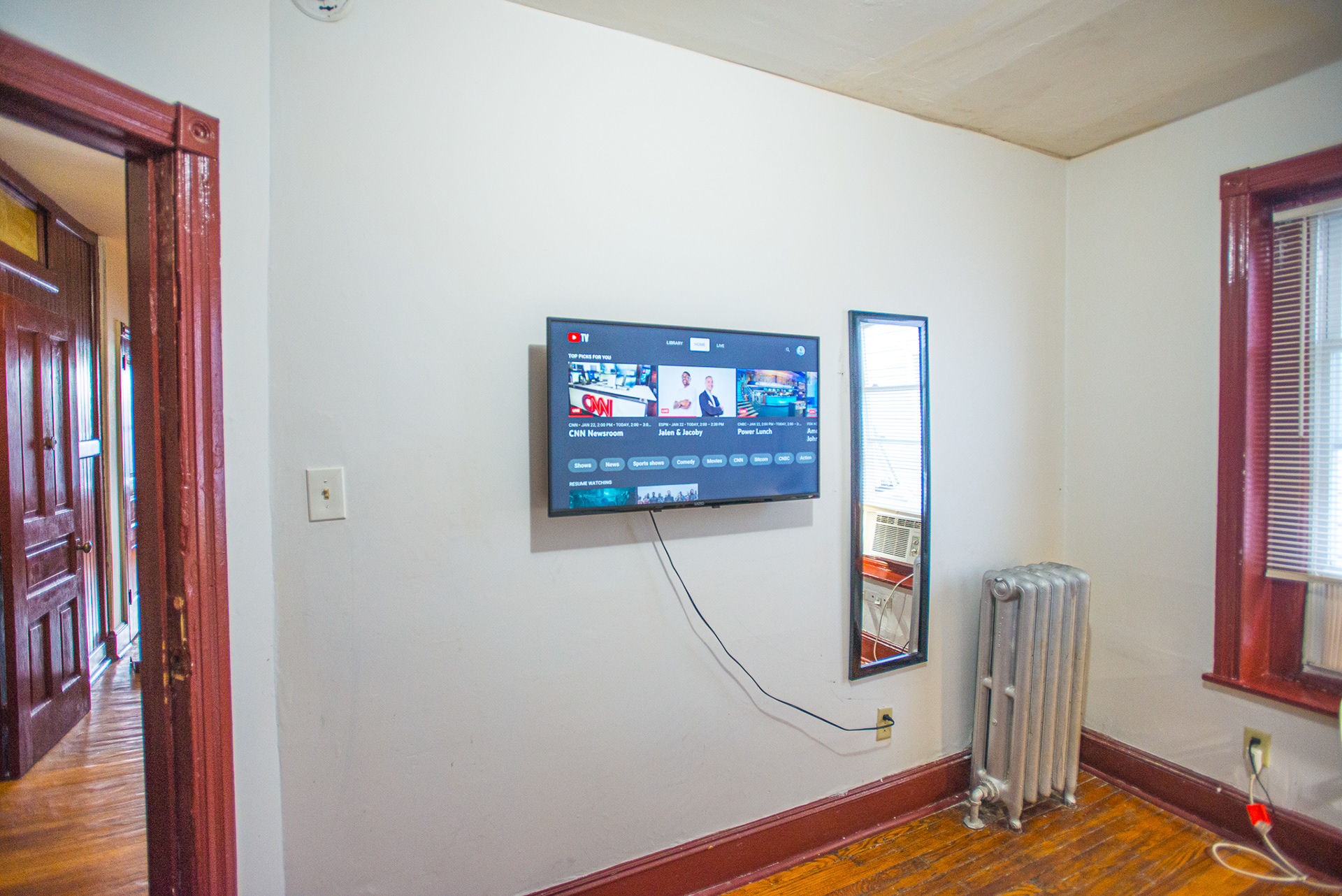 Airbnb room listing
