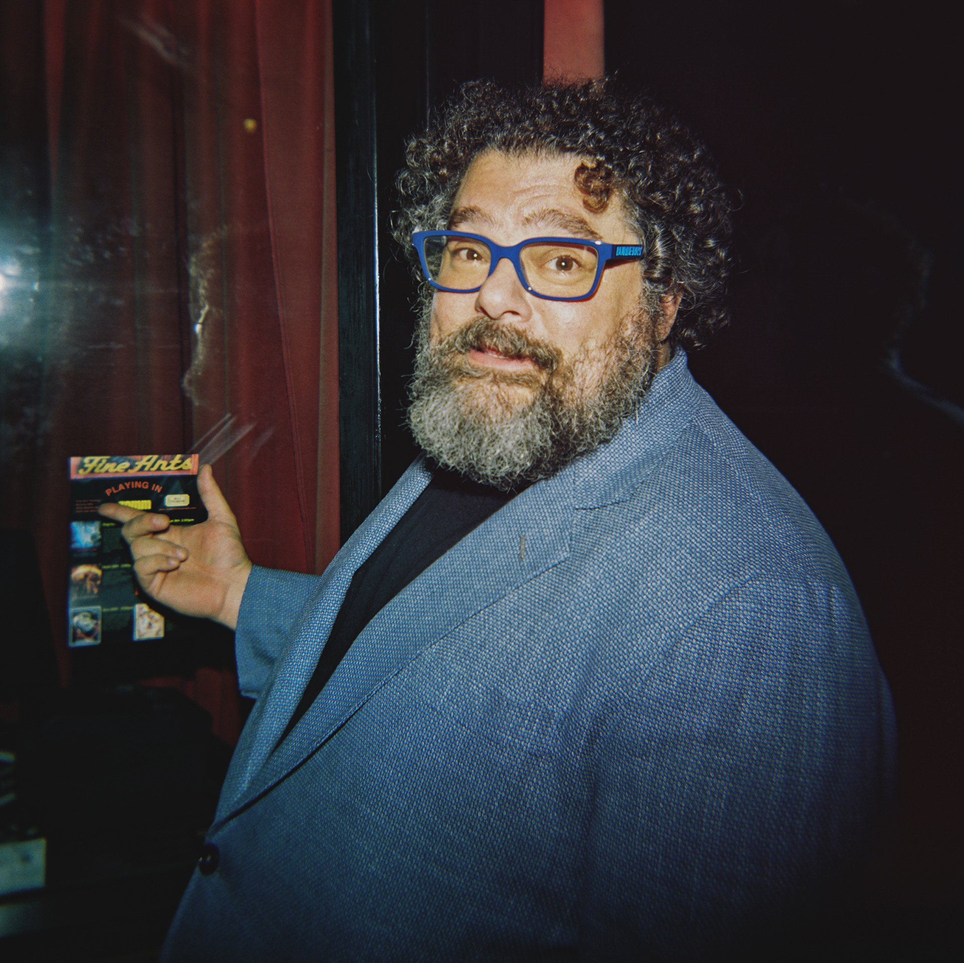 BOBBY MOYNIHAN | HOLGA 120N | KODAK PORTRA 400