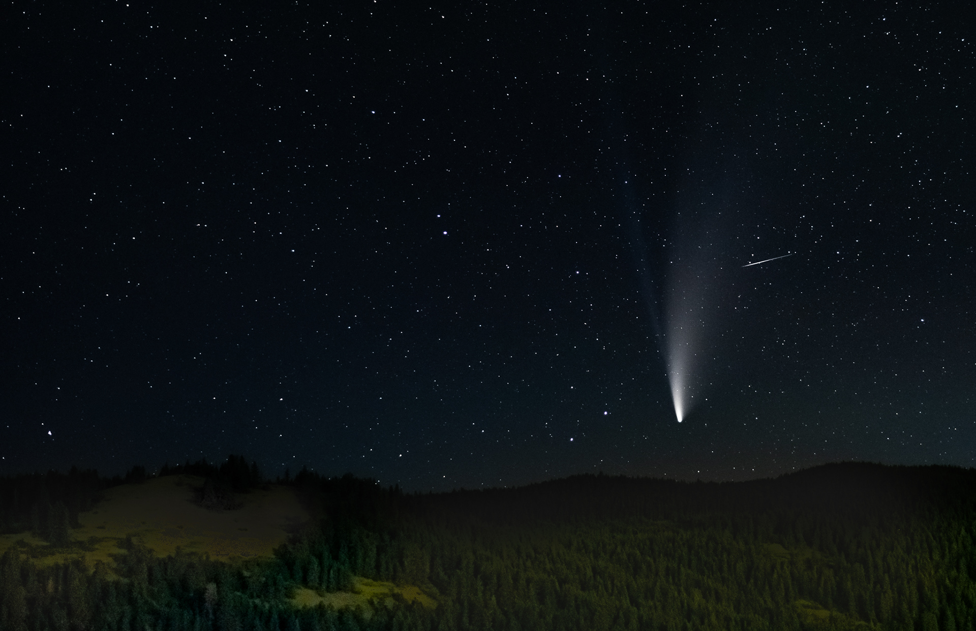 38: Comet Neo...taken near Armstrong BC