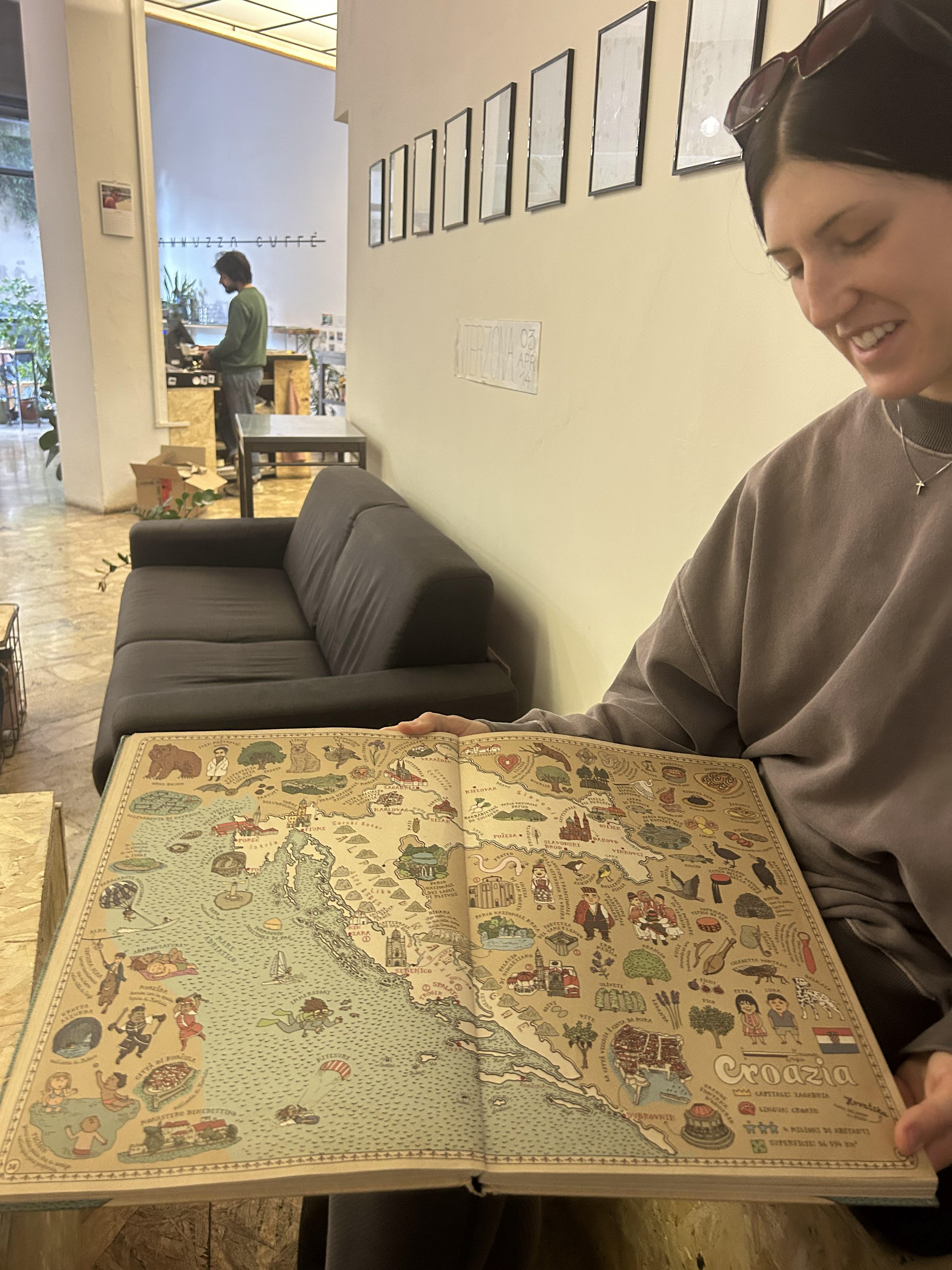Jillatron in ammazzacaffè Verona found a map of Croatia the day we arrived home