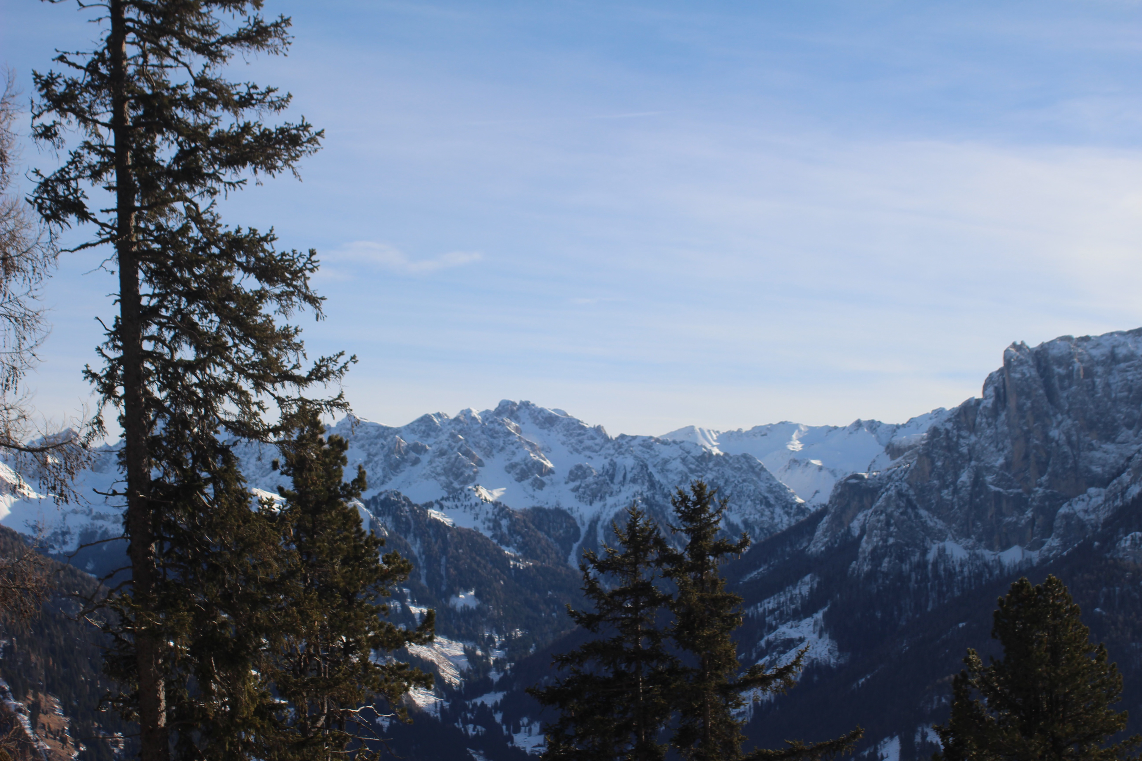 Fellow hikers walked past like this was a casual view??