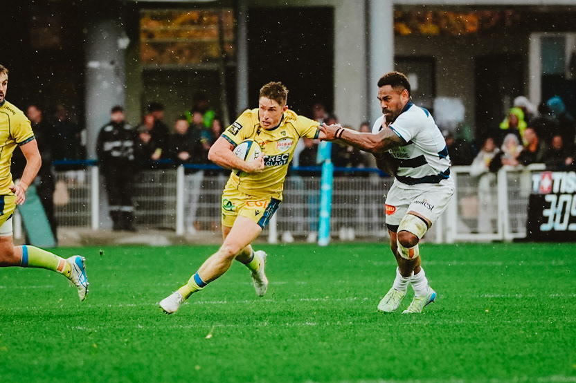 Alex NEWSOME of ASM Clermont Auvergne during the Top 14 match between ASM Clermont Auvergne and Castres Olympique at Stade Marcel Michelin on October 25, 2025 at Clermont-Ferrand, France.(Photo by Alex Zona/Icon Sport)