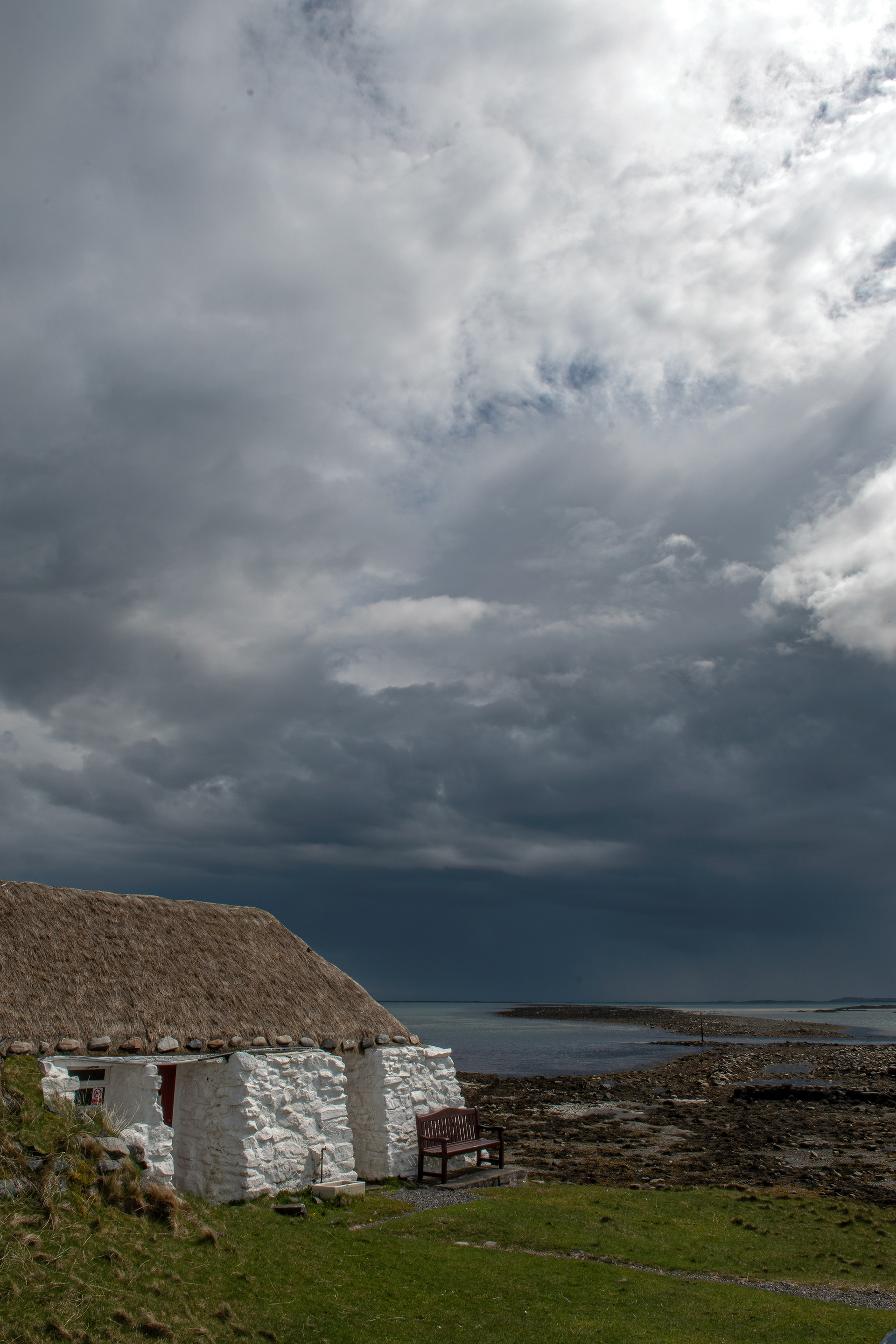 A white 'blackhouse' on Berneray