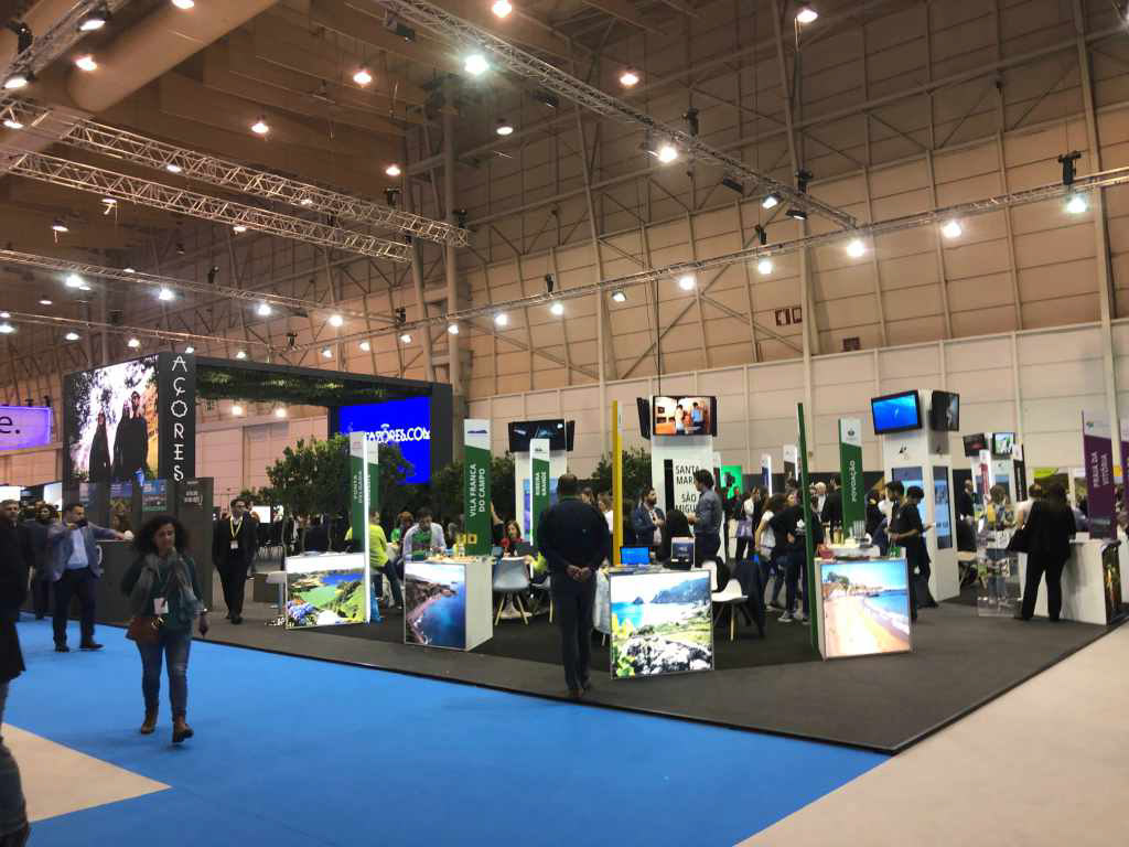   Design by Flávia Almeida | Zona de Ideias