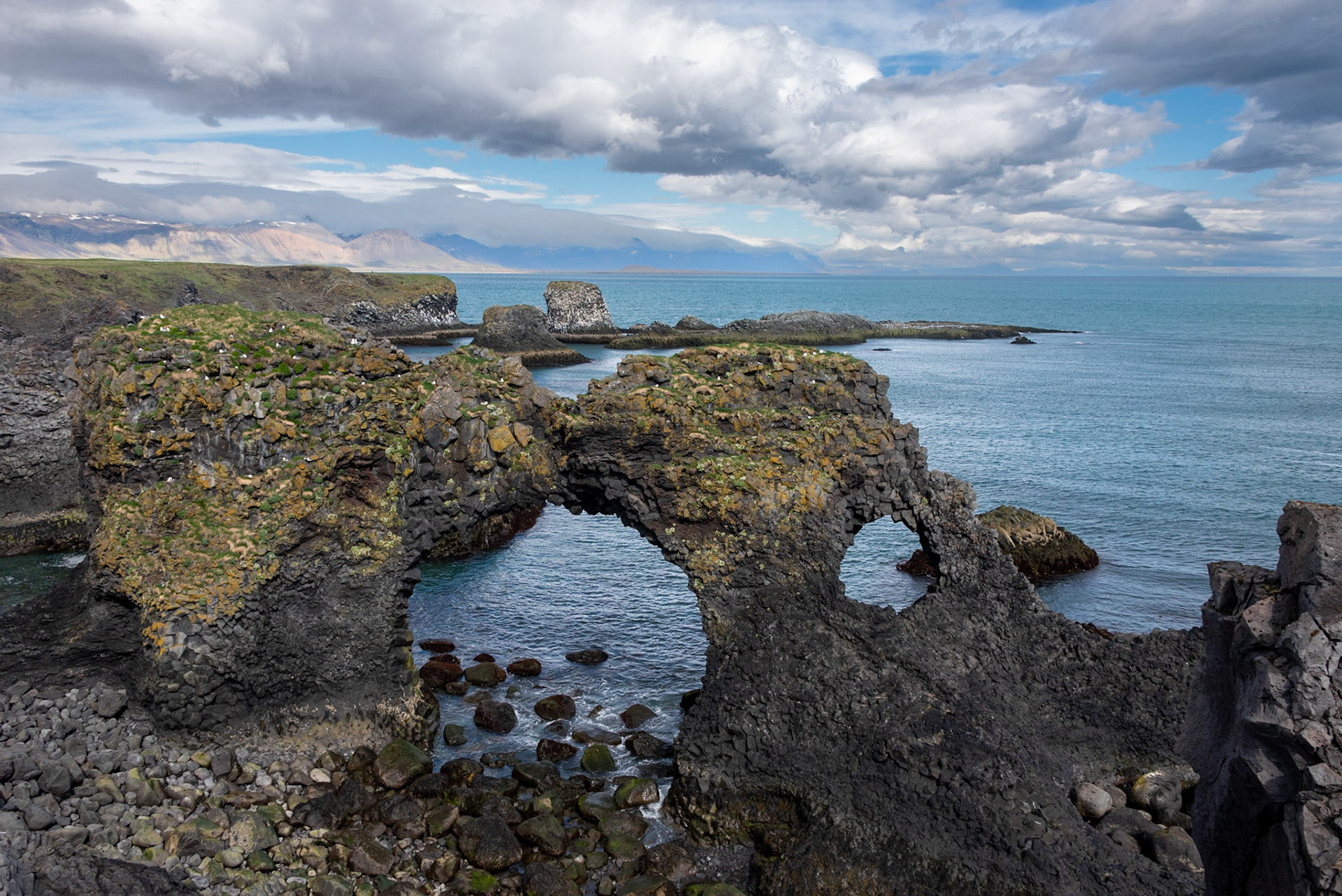 Le littoral entre Anarstapi et Hellnar / Péninsule de Snaefellsnes