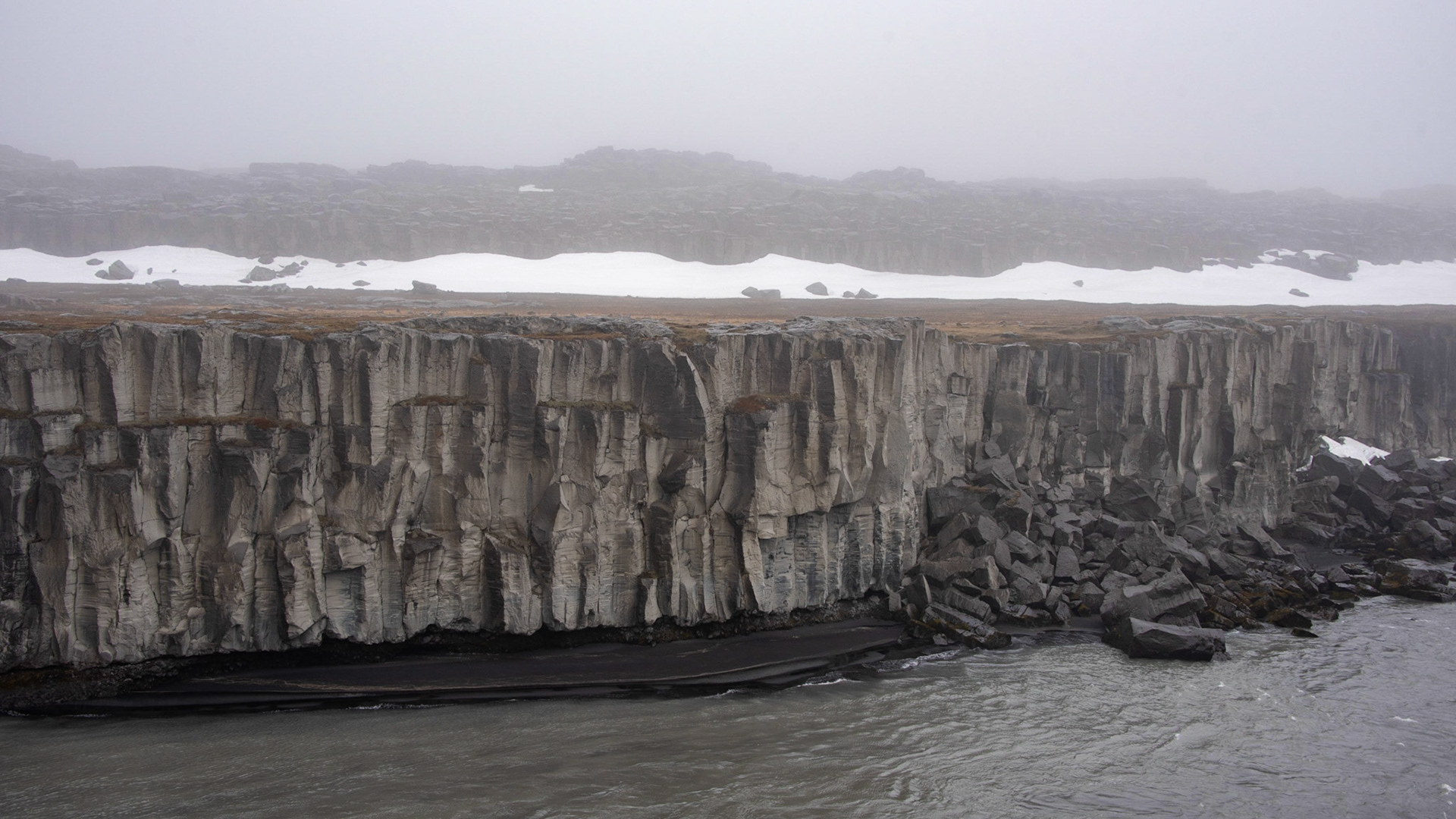 Les gorges entre Dettifoss et Selfoss