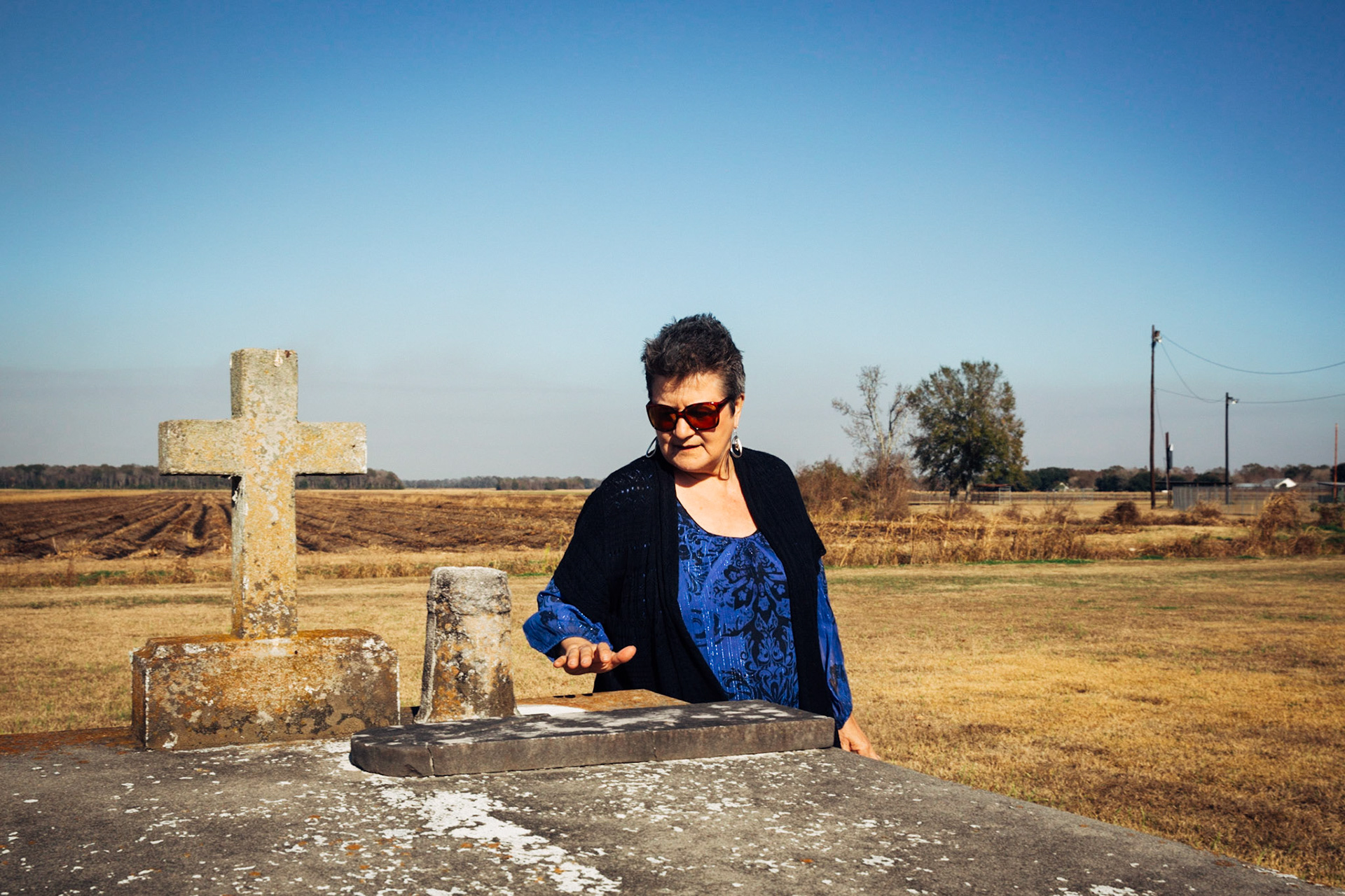 Joan Aleman, Cemetery of the Church of the Assumption of the Blessed Virgin Mary, Louisiana, USA. CISLANDERUS is the cultural project about the Descendants of Canary Islanders in the US. www.cislanderus.com | Researcher: Thenesoya V. Martín |  Photographer: Aníbal Martel. CISLANDERUS is the cultural project about the Descendants of Canary Islanders in the US. www.cislanderus.com | Researcher: Thenesoya V. Martín |  Photographer: Aníbal Martel.