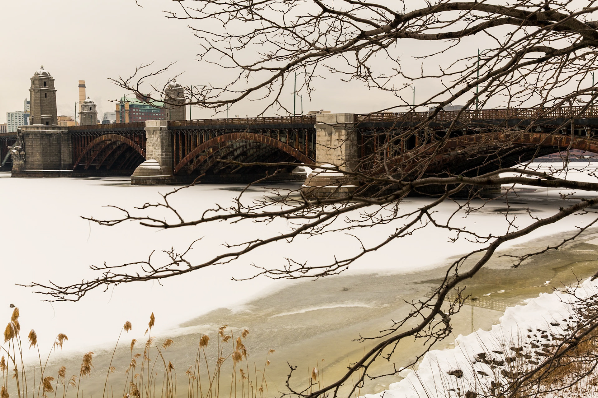 Longfellow Bridge, Boston-Cambridge, Massachusetts, USA.