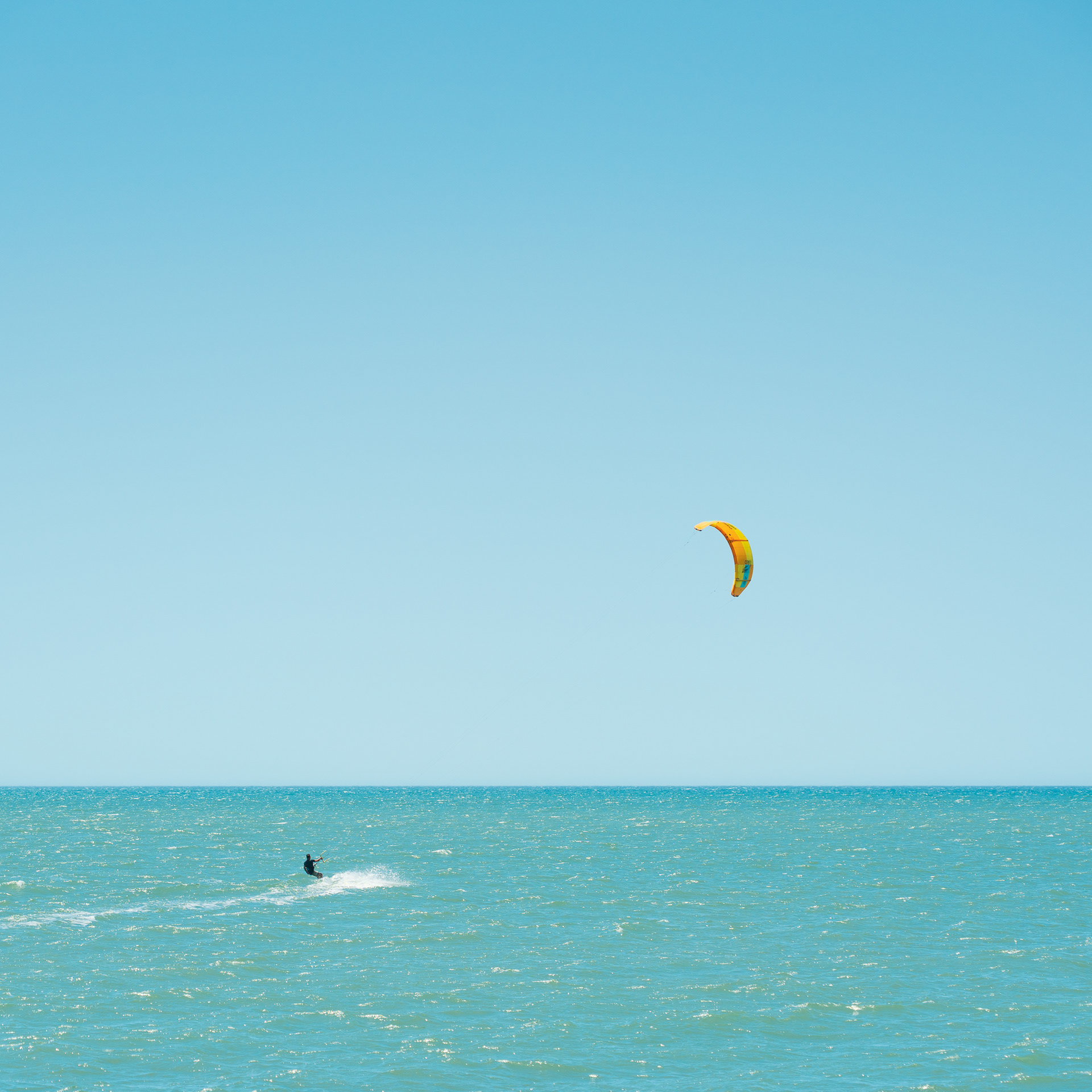 KITESURFER
