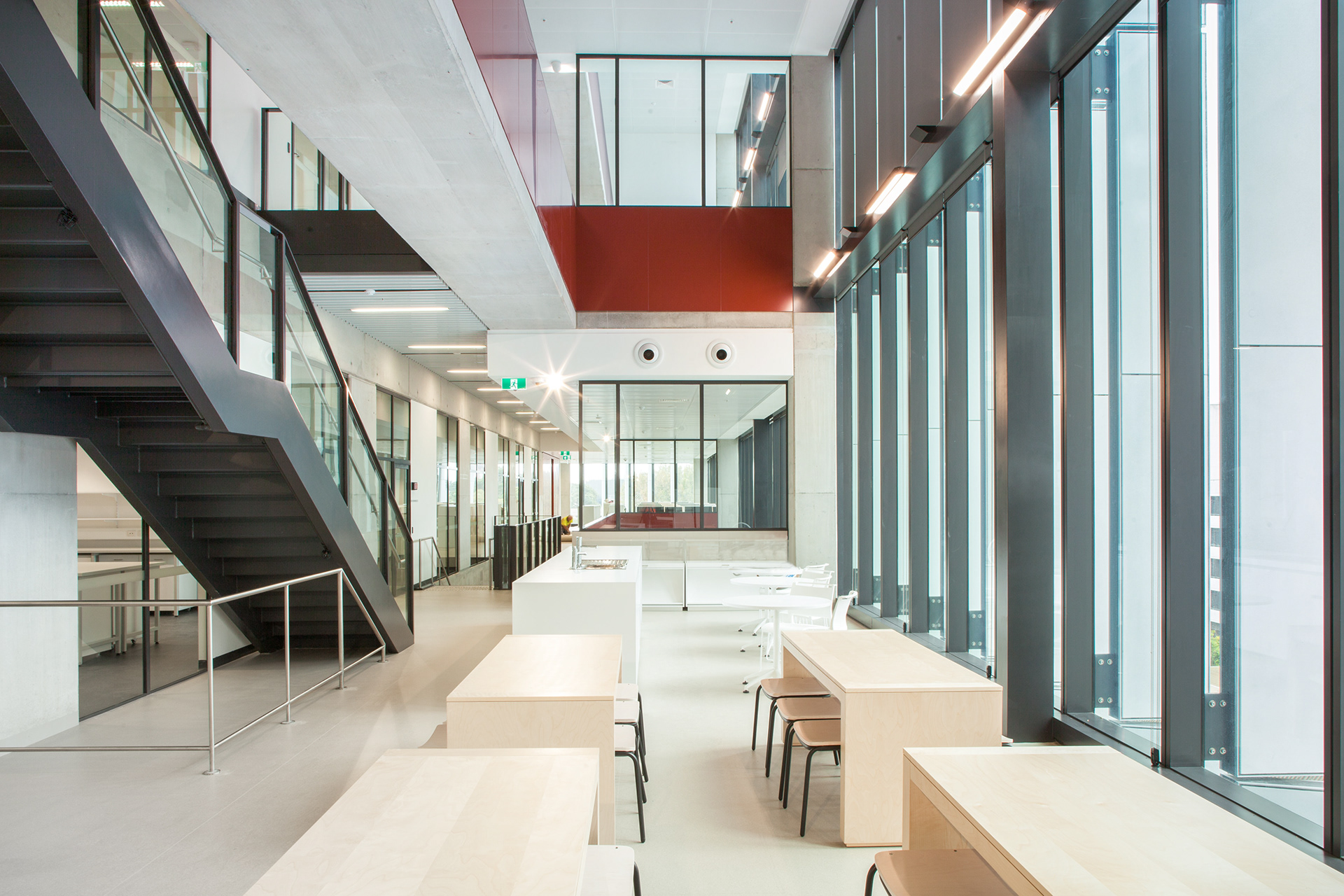Cameron Longshaw - UNSW Materials Science and Engineering Building
