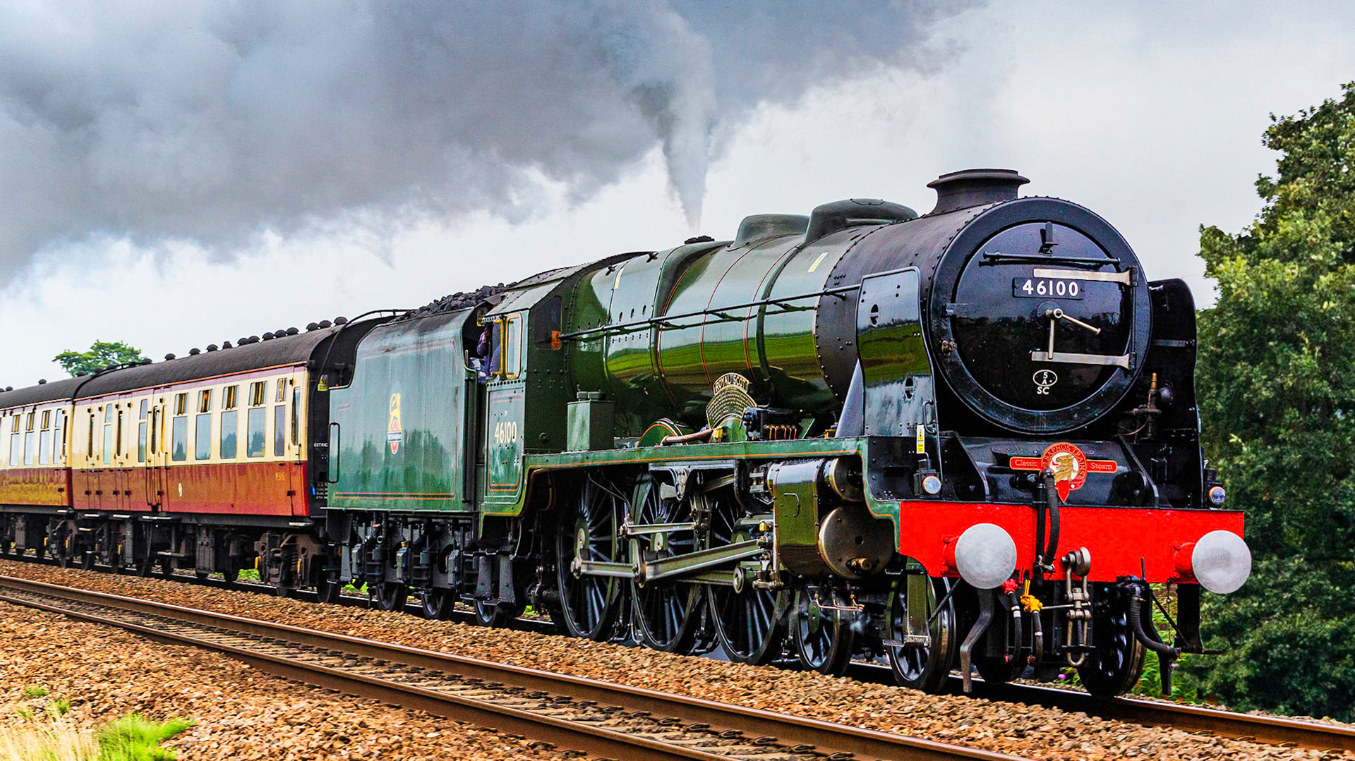 The Welshman, 46100 Royal Scot.  Just left Tiverton Parkway on route from Kingswear to Cardiff Central Staion.