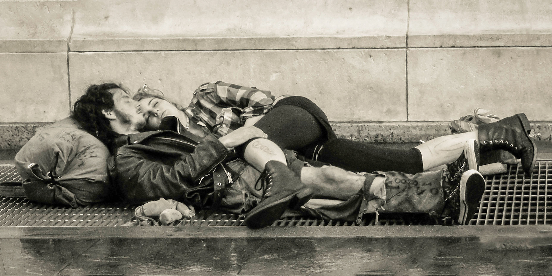 Street Couple - Washington Square