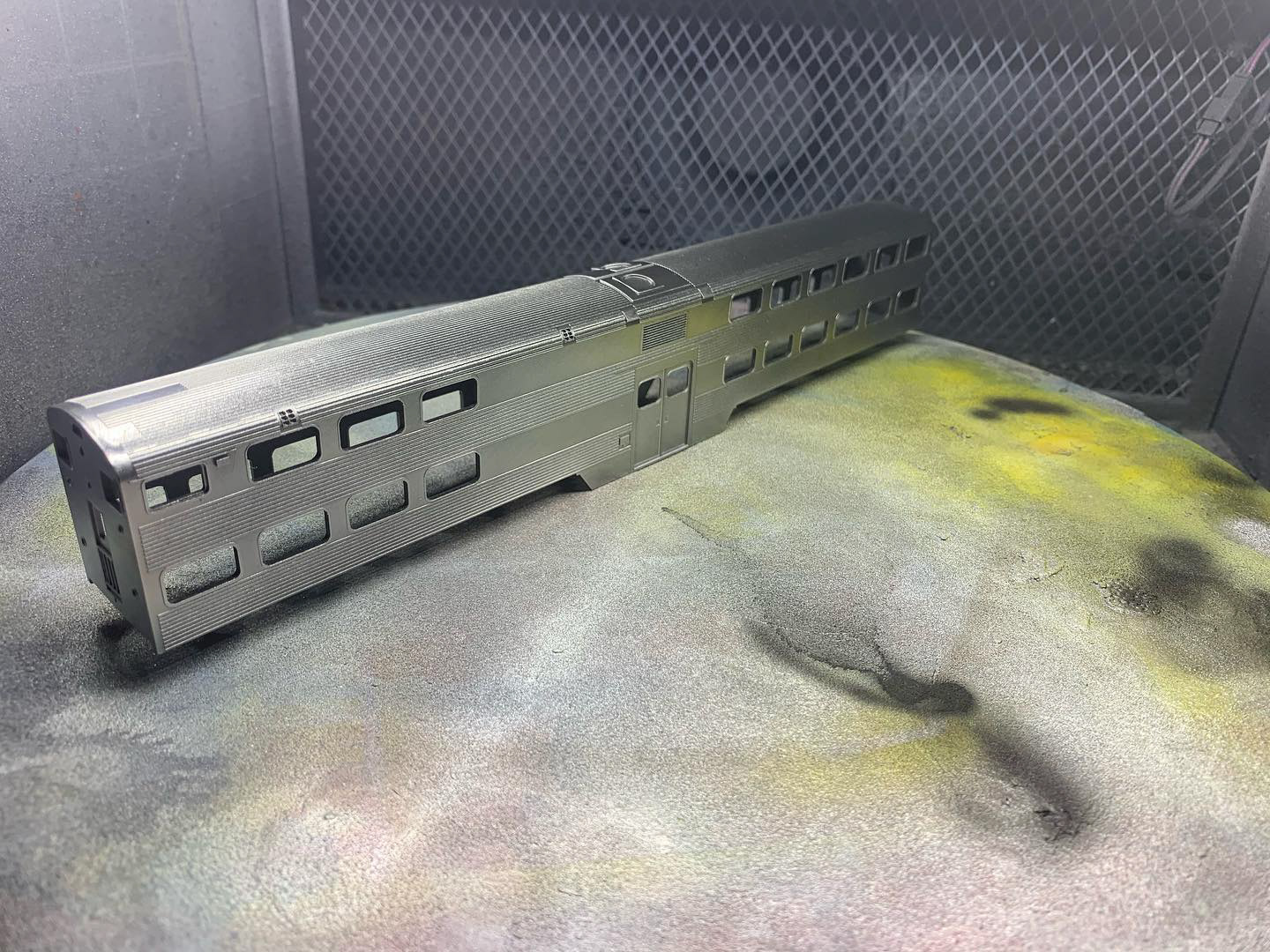 Custom 3D Printed Metra HO Scale Nippon Sharyo Car