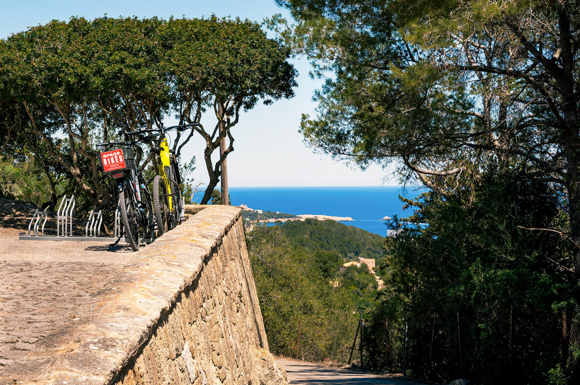 Whereever you go in Mallorca, the view to the sea is never far away .
.
.
.
 #instapassport #thecreative #artofvisuals #aroundtheworldpix #ig_masterpiece #flashesofdelight #travelog #mytinyatlas #visualmobs #theglobewanderer #forahappymoment #exploringtheglobe #travelon #awesome_earthpix #roamtheplanet #unlimitedparadise  #igerscatalunya #loves_balears #ig_catalonia #mallorcagram #estaes_baleares #balearespasoapaso #nikonphotography #nikontop #nikon_photography_ #nikon_photography #mallorcagg