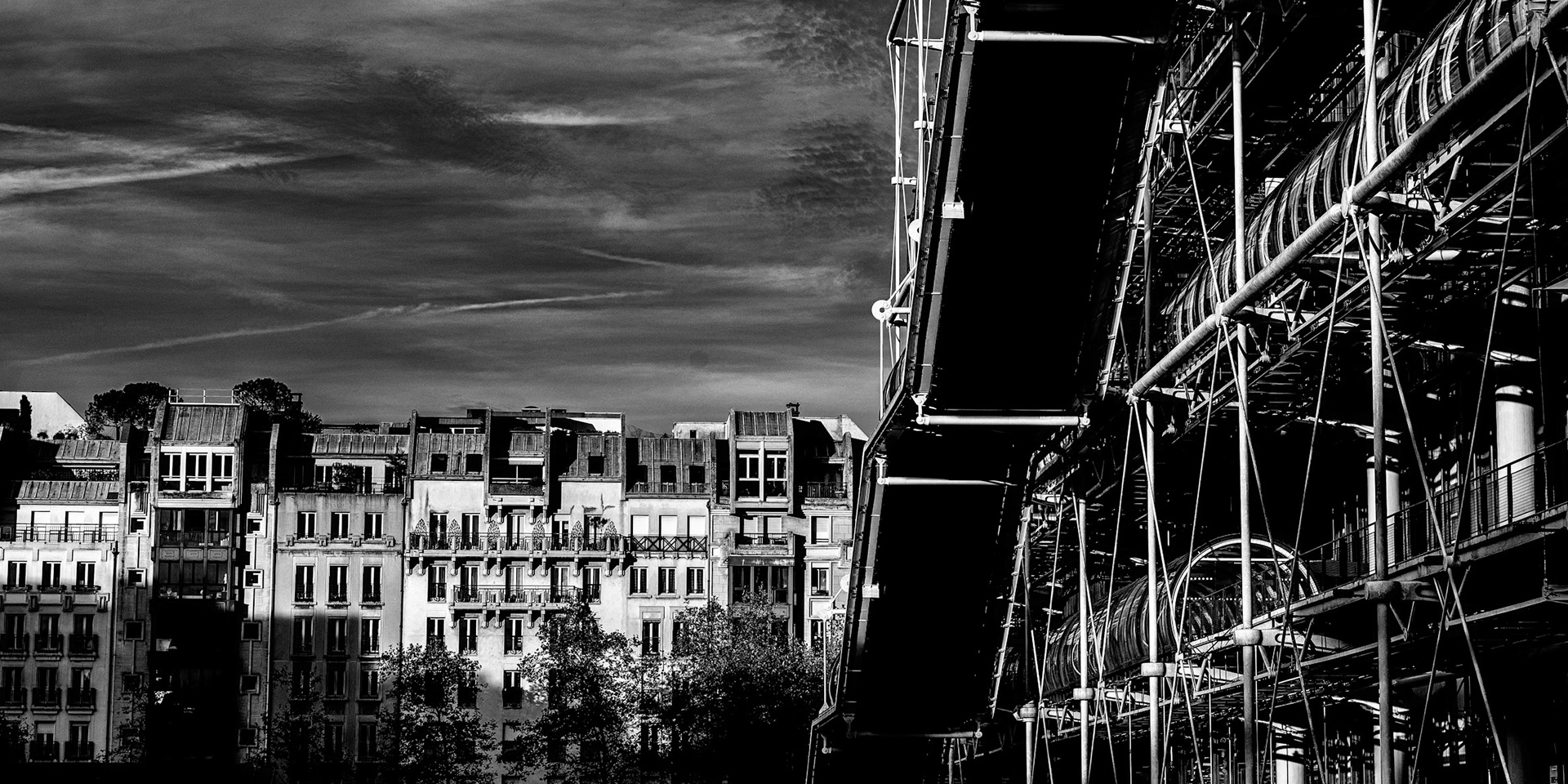 Centre Pompidou Forecourt | 2025 | #11041730