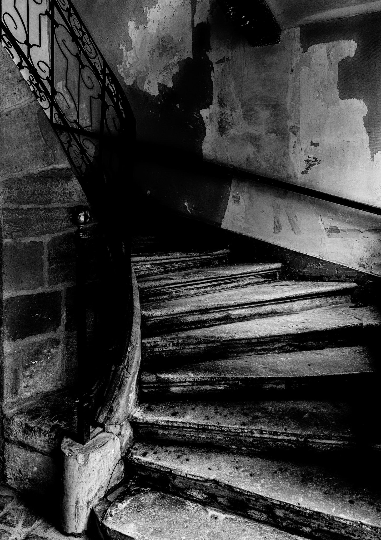 The Staircase | 2025 | #10291529