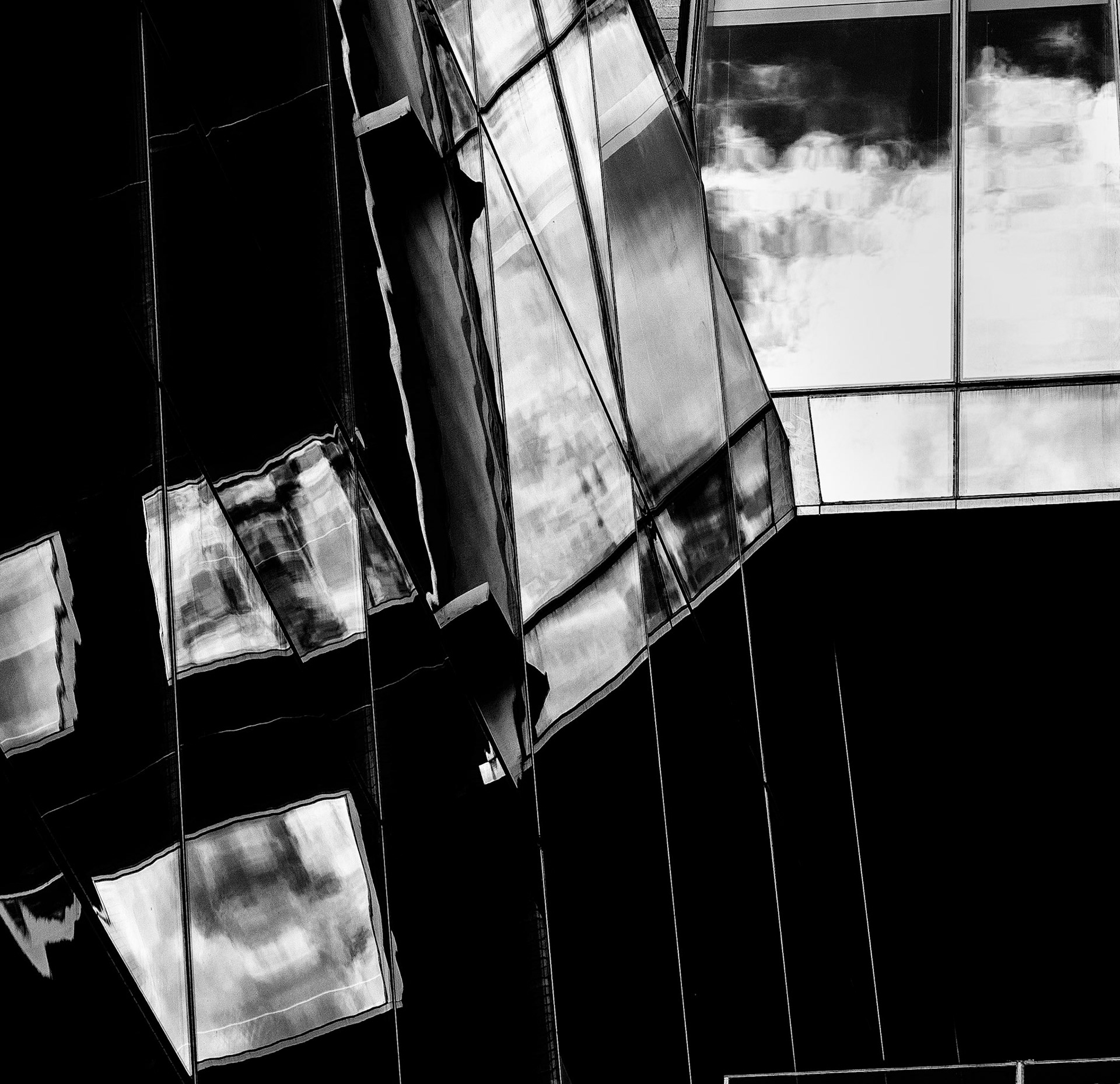 Windows to the Sky I | 2025 | #04121337